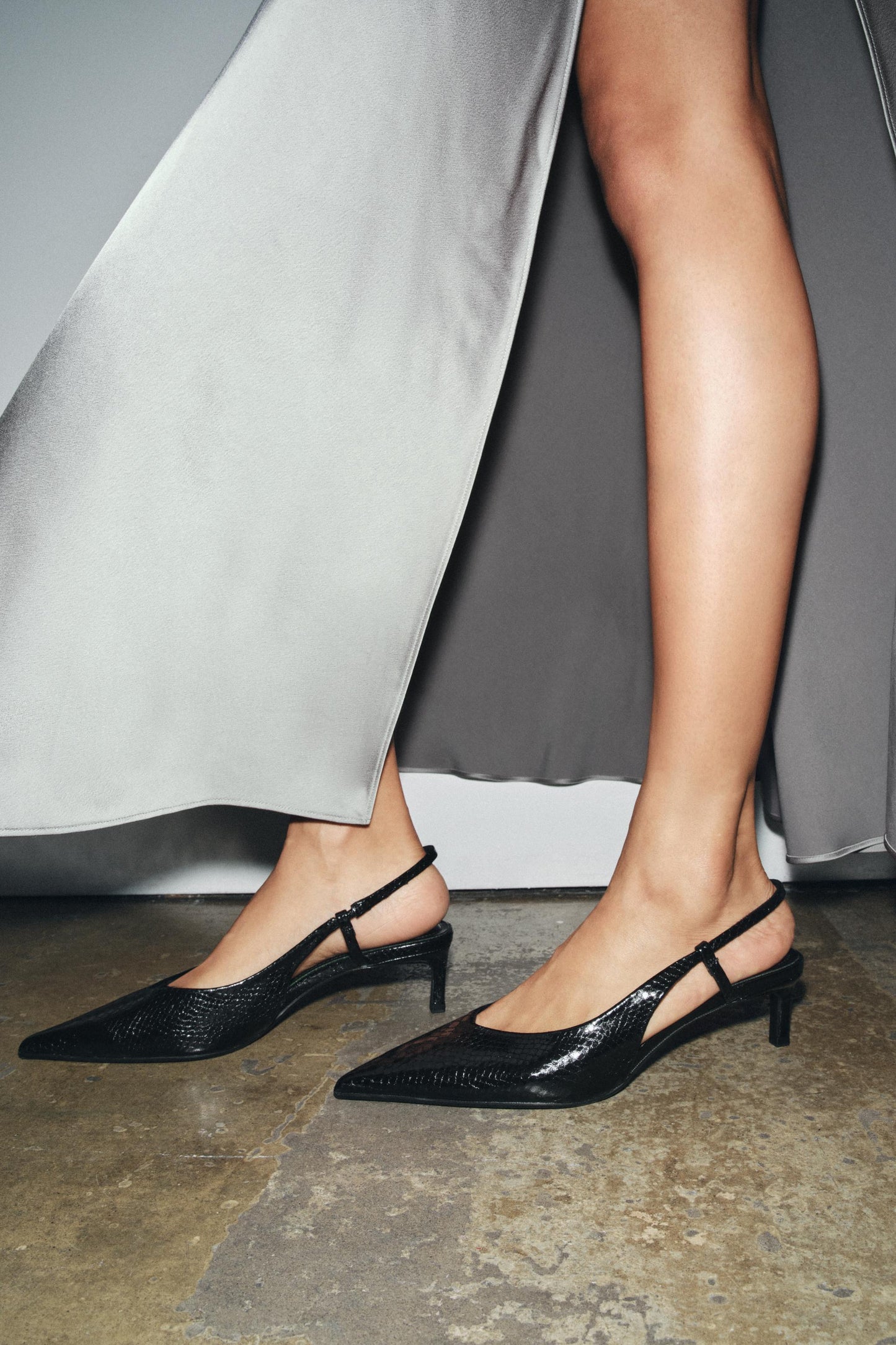 TEXTURED SLINGBACK SHOES