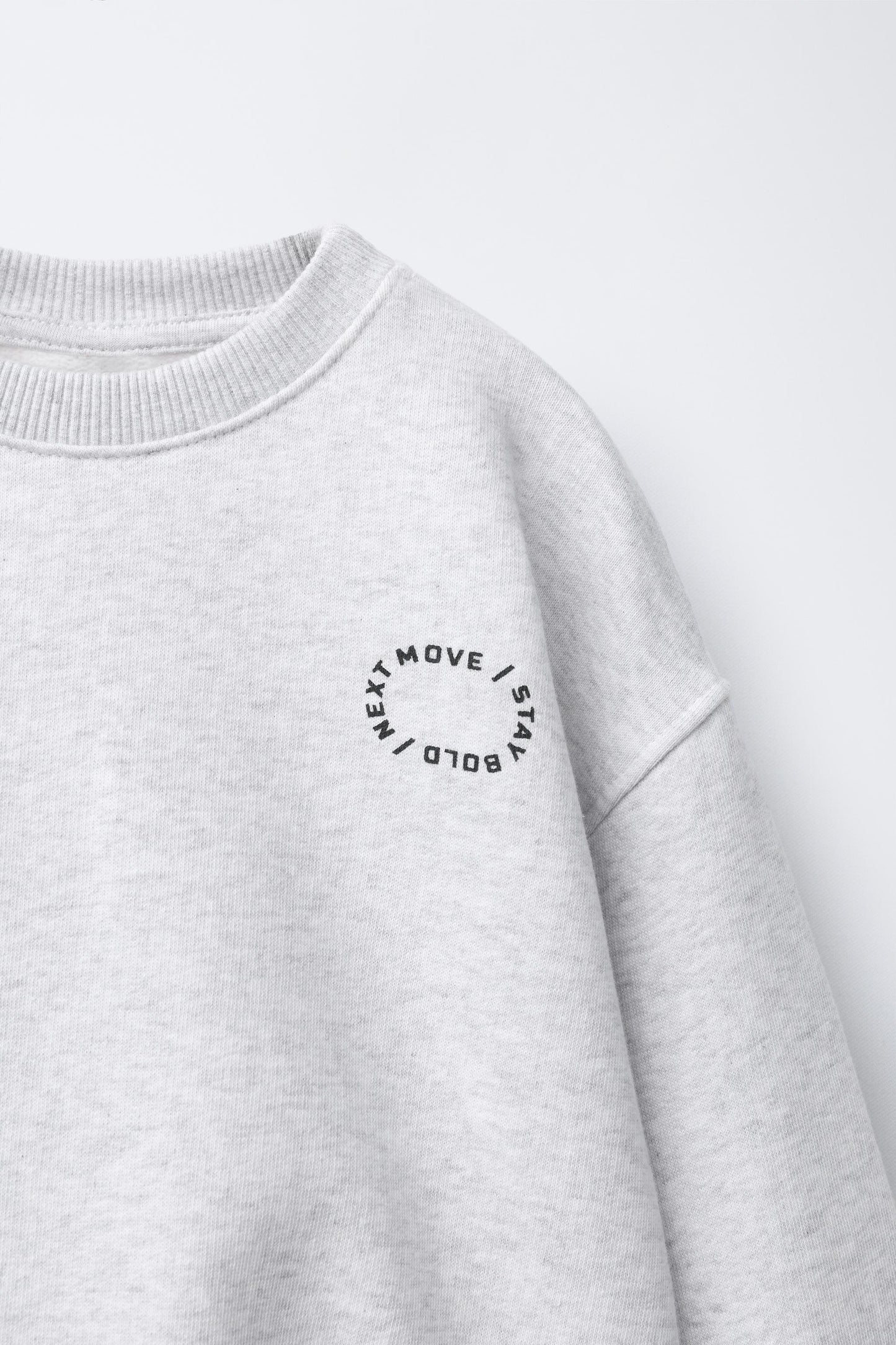 BASIC TEXT SWEATSHIRT