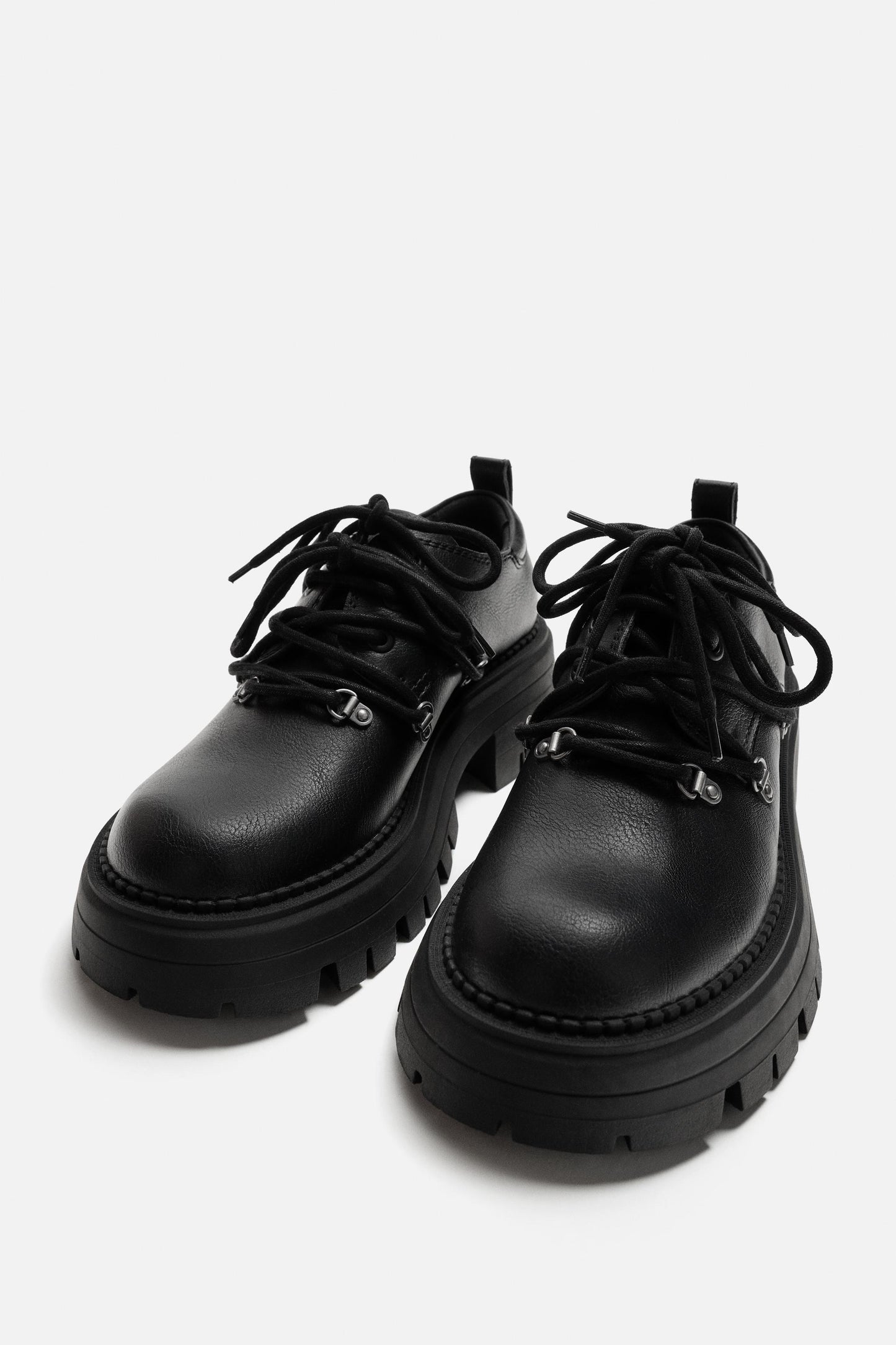 MULTI-LACE CHUNKY SHOES