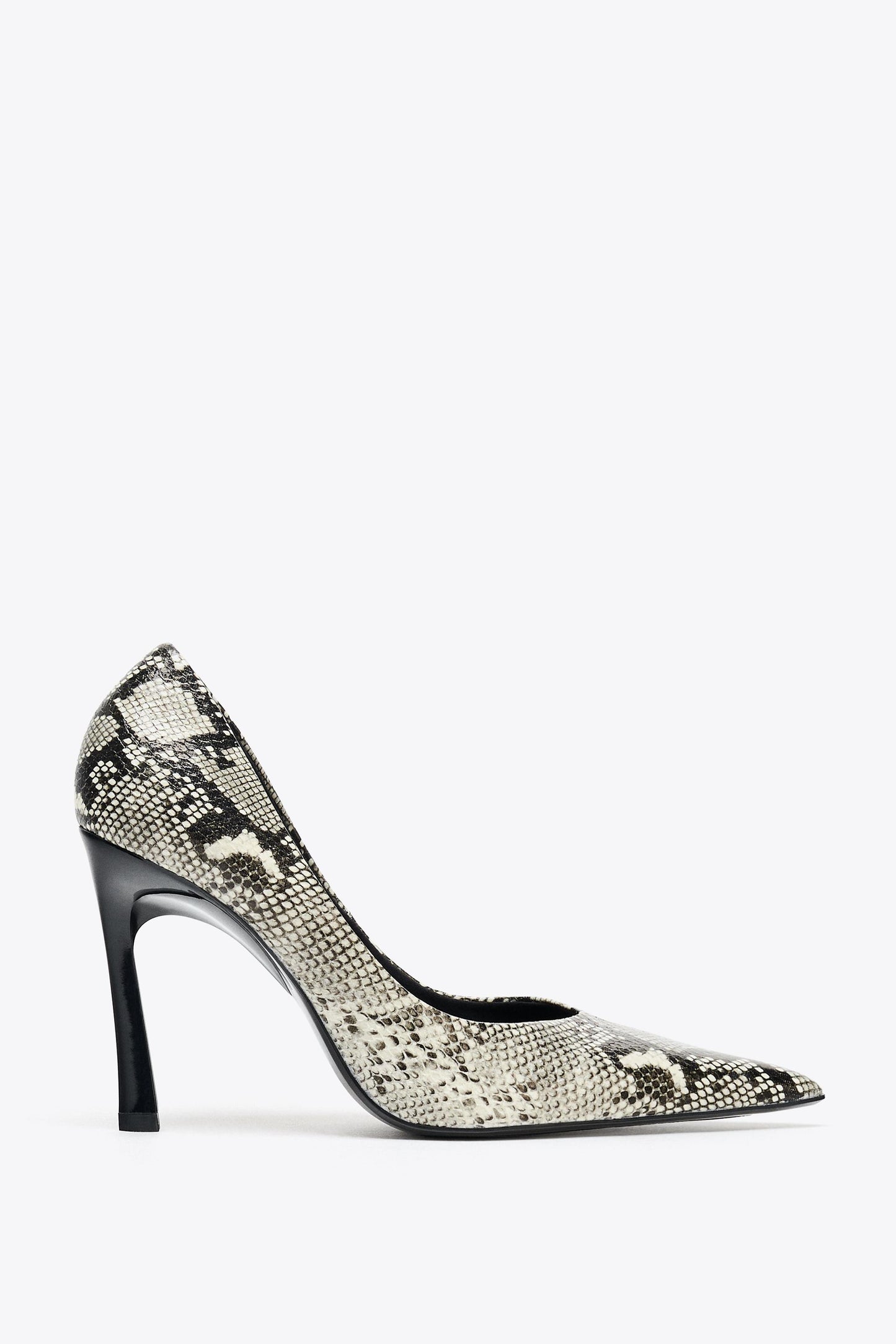 HIGH HEEL ANIMAL PRINT SHOES