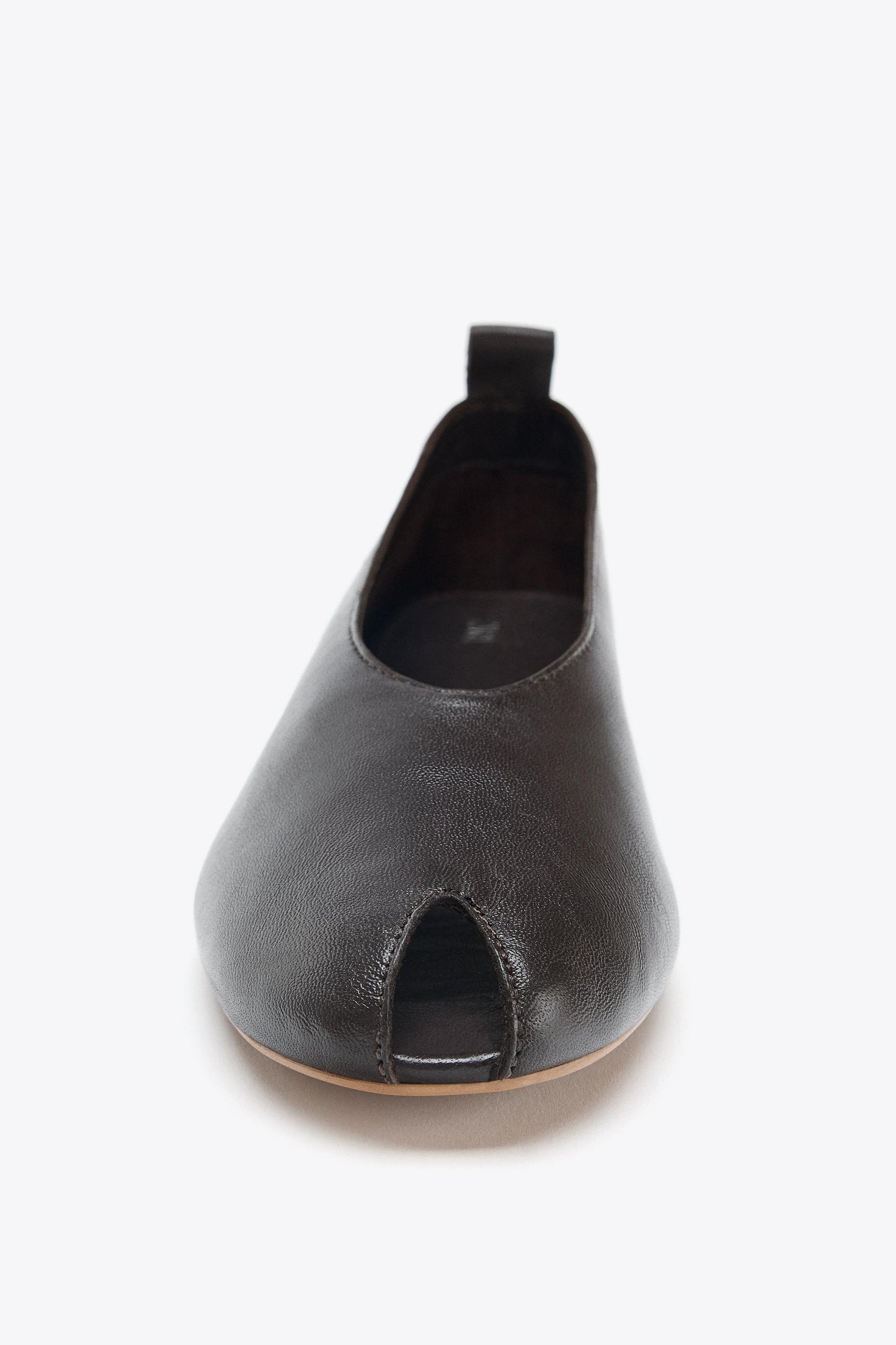 LEATHER BALLET FLATS WITH OPENING