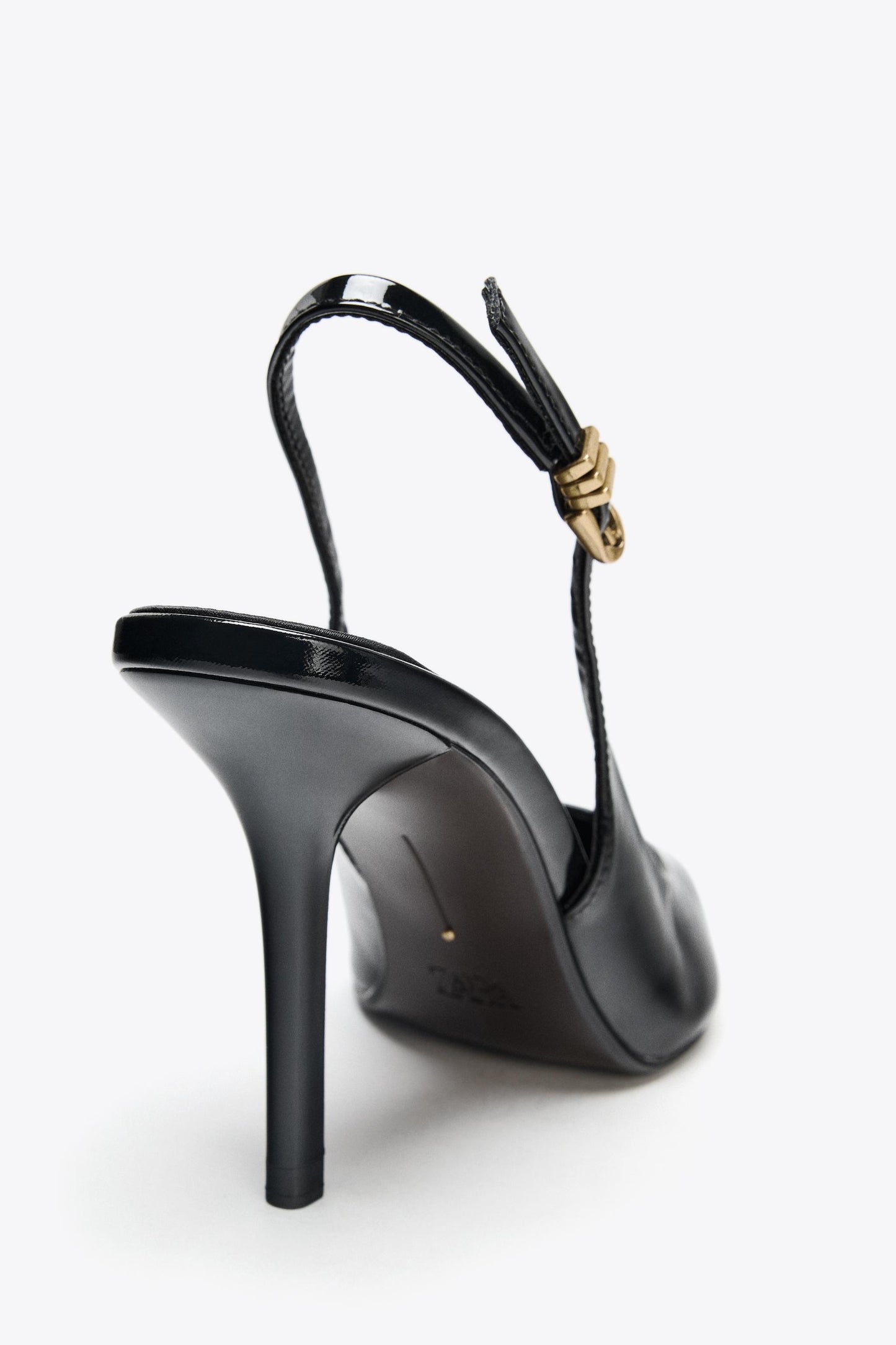 METAL BUCKLE HEELS
