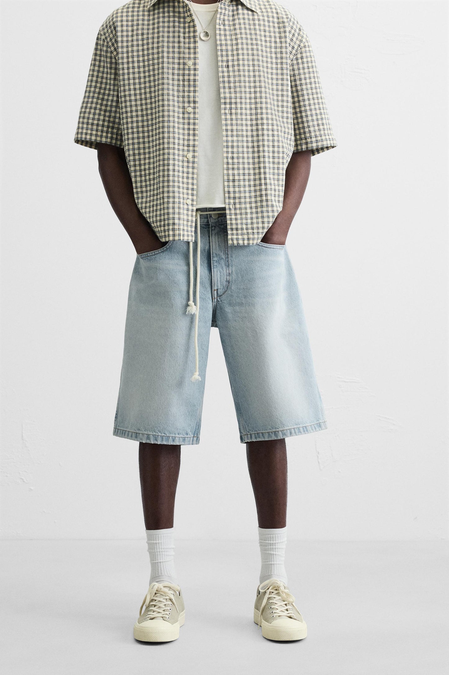 BAGGY FIT DENIM SHORTS