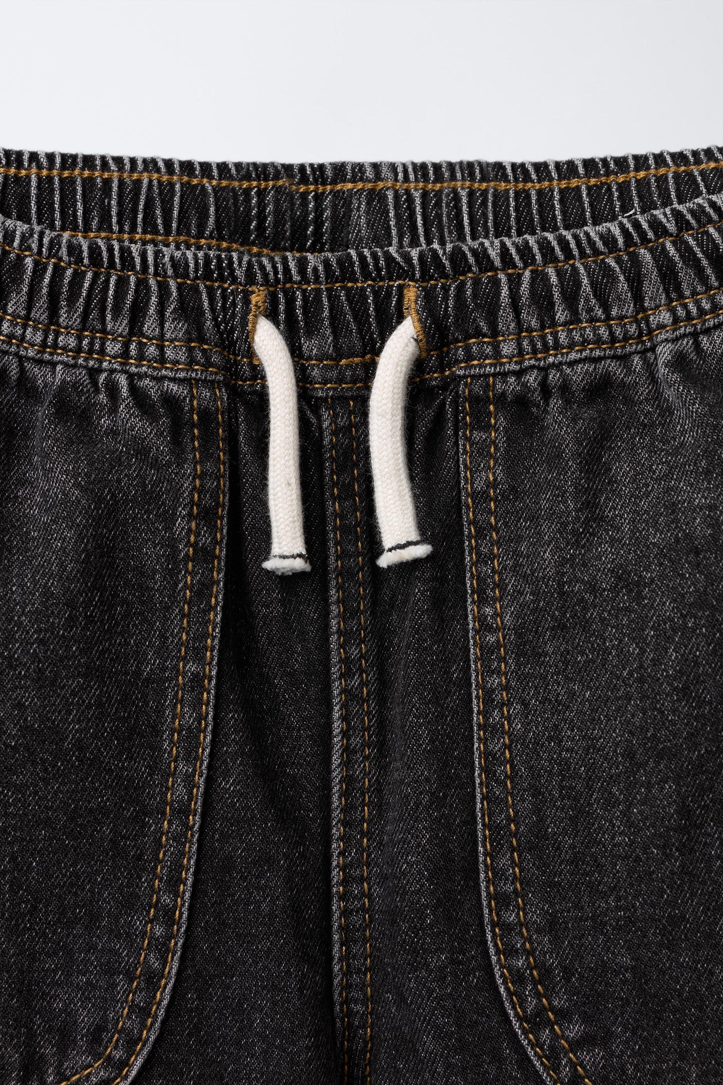 BAGGY DENIM PANTS