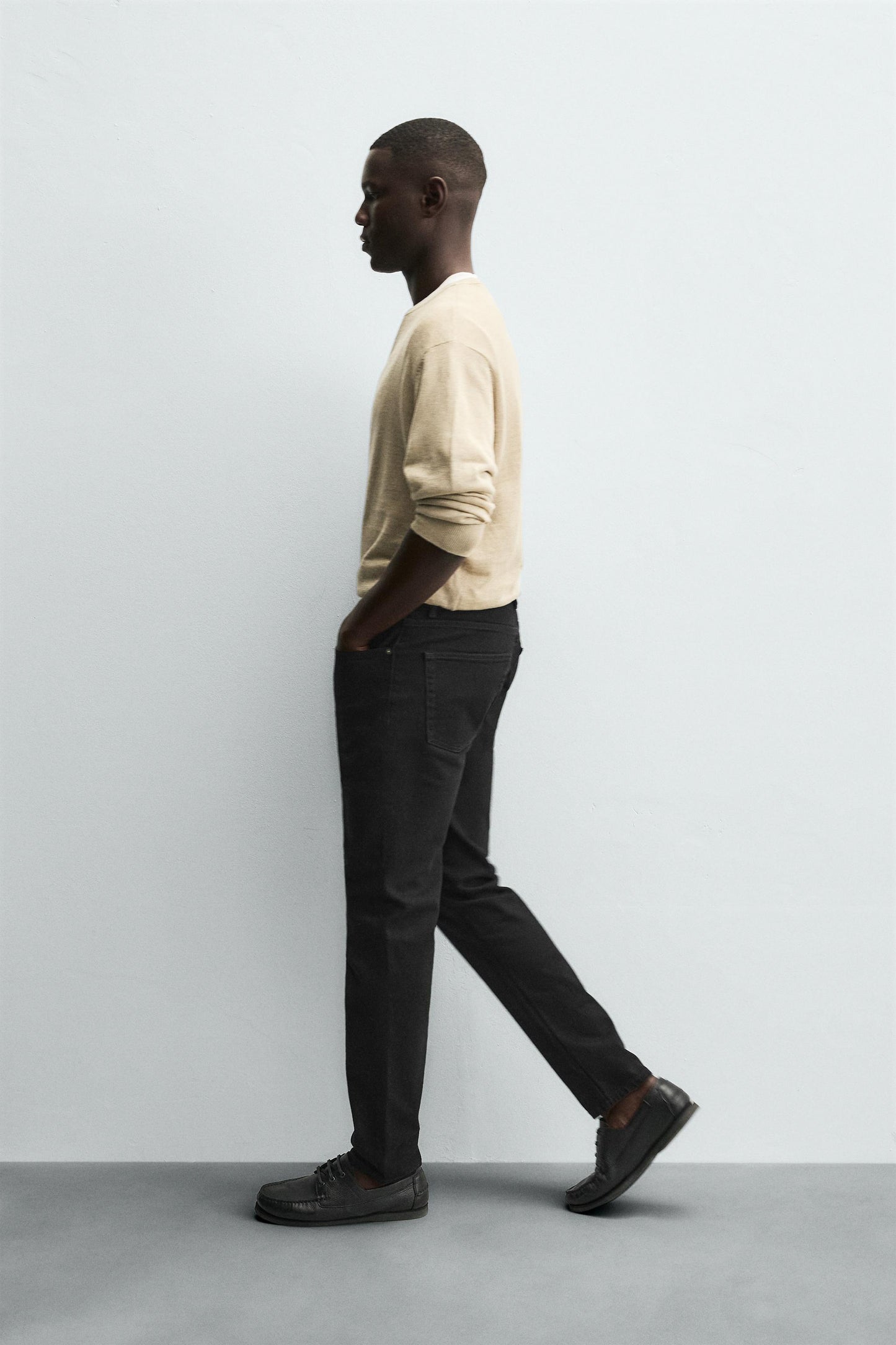BASIC SLIM FIT JEANS