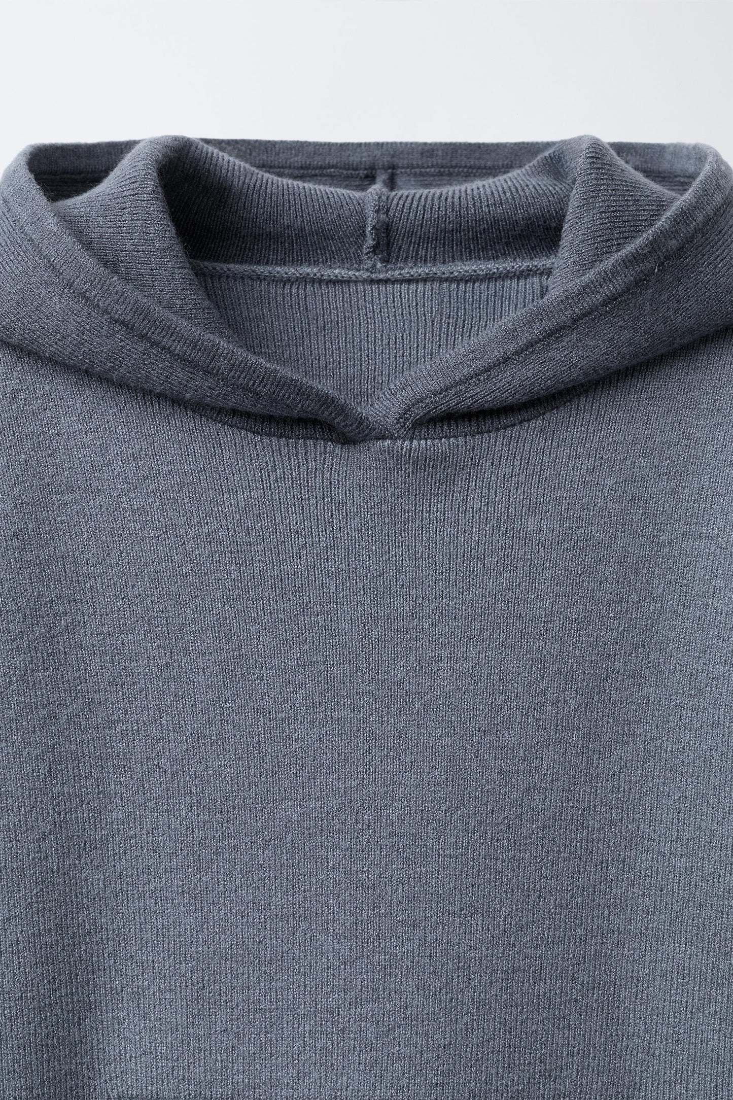 HOODED KNIT SWEATER
