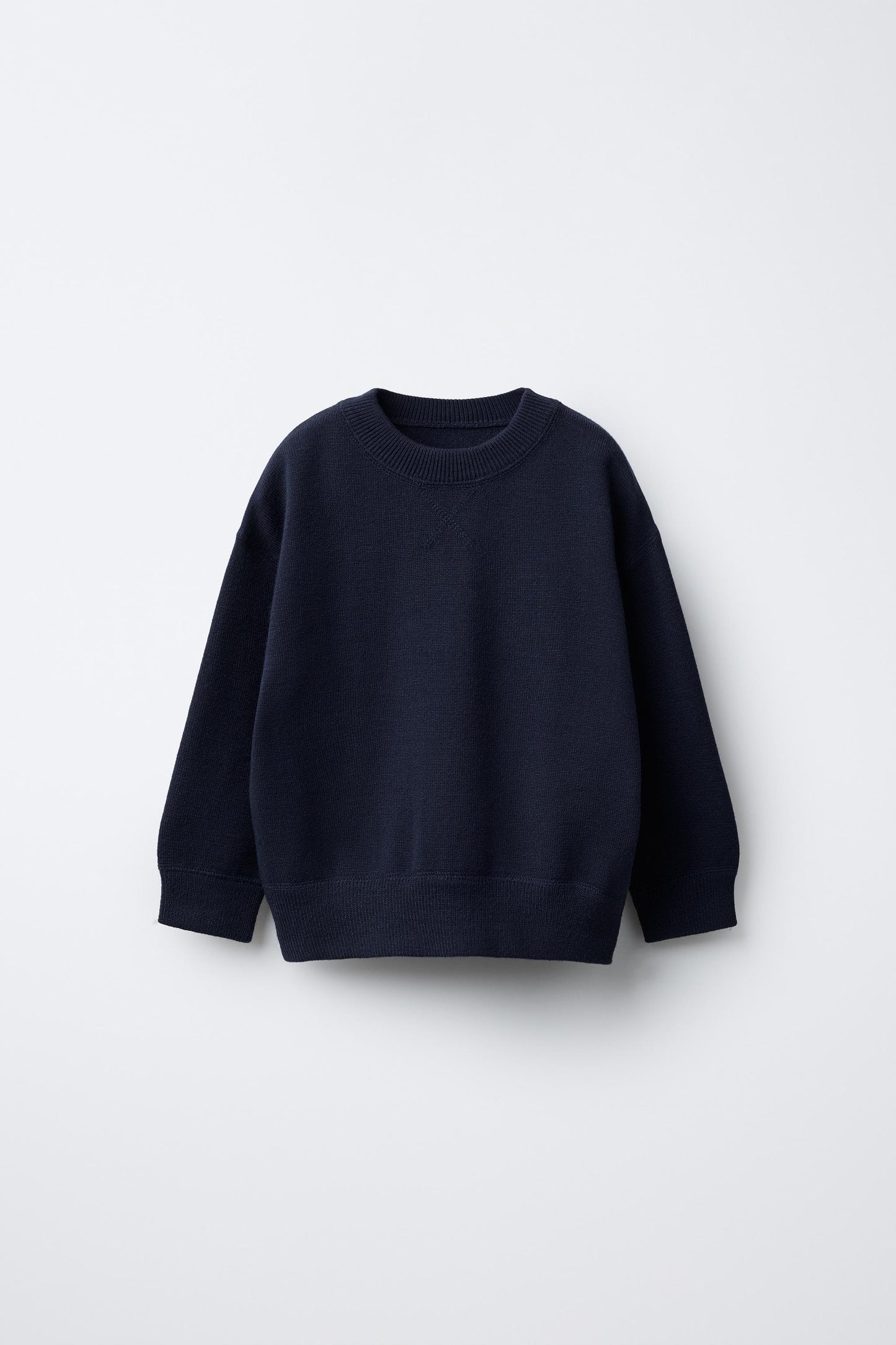 BASIC KNIT SWEATER
