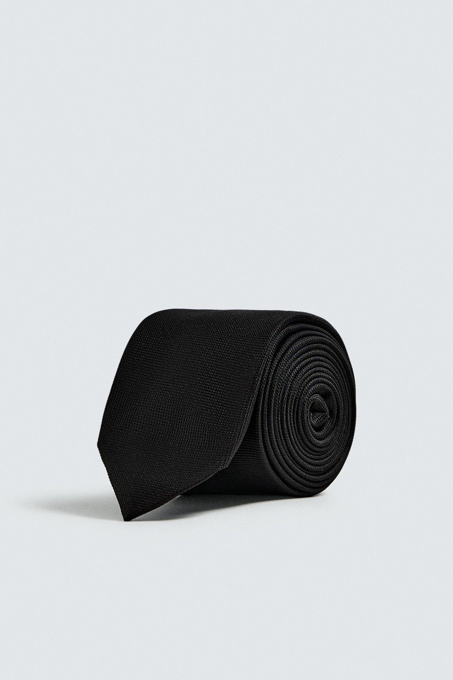 SLIM 100% SILK TIE
