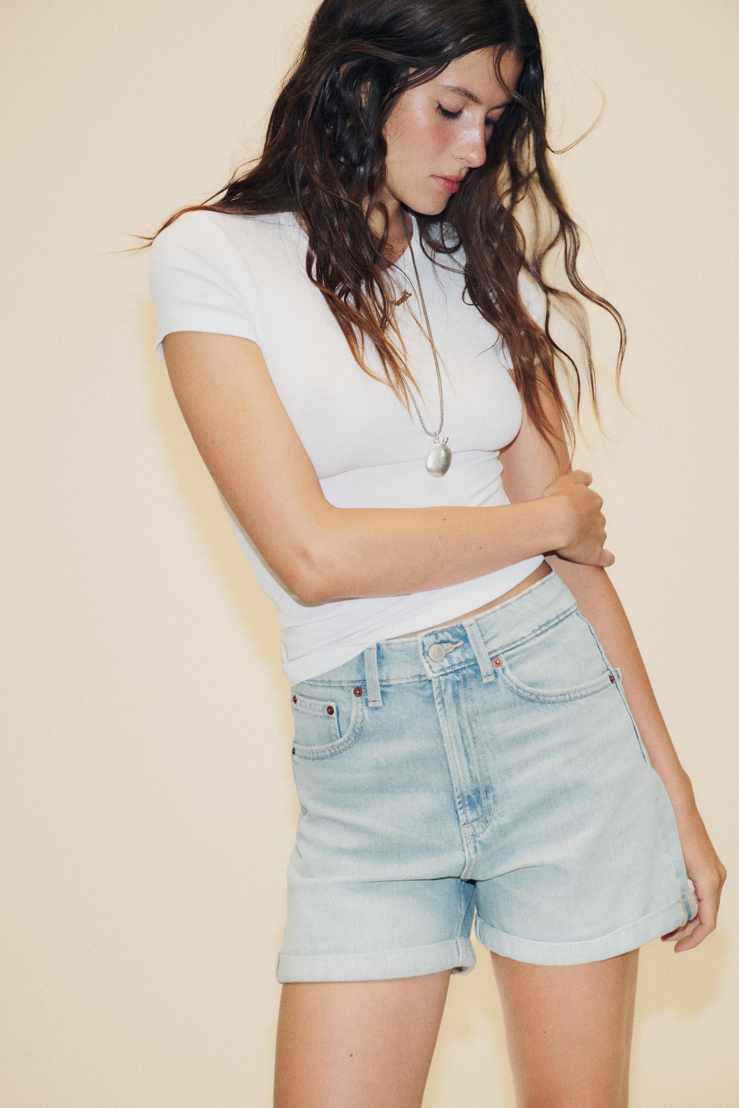 HIGH WAIST TRF MOM FIT SHORTS