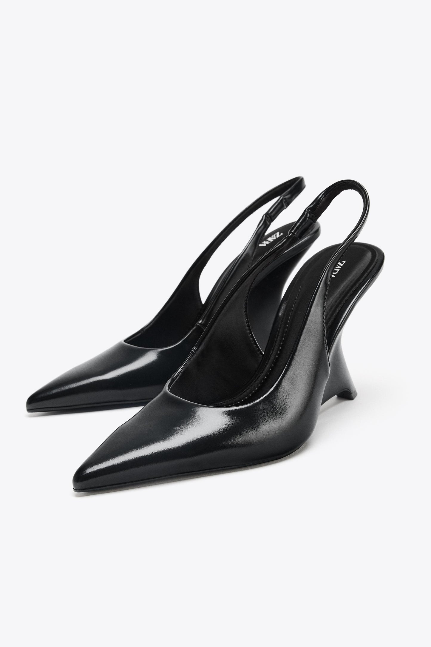 SLINGBACK WEDGE HEELS