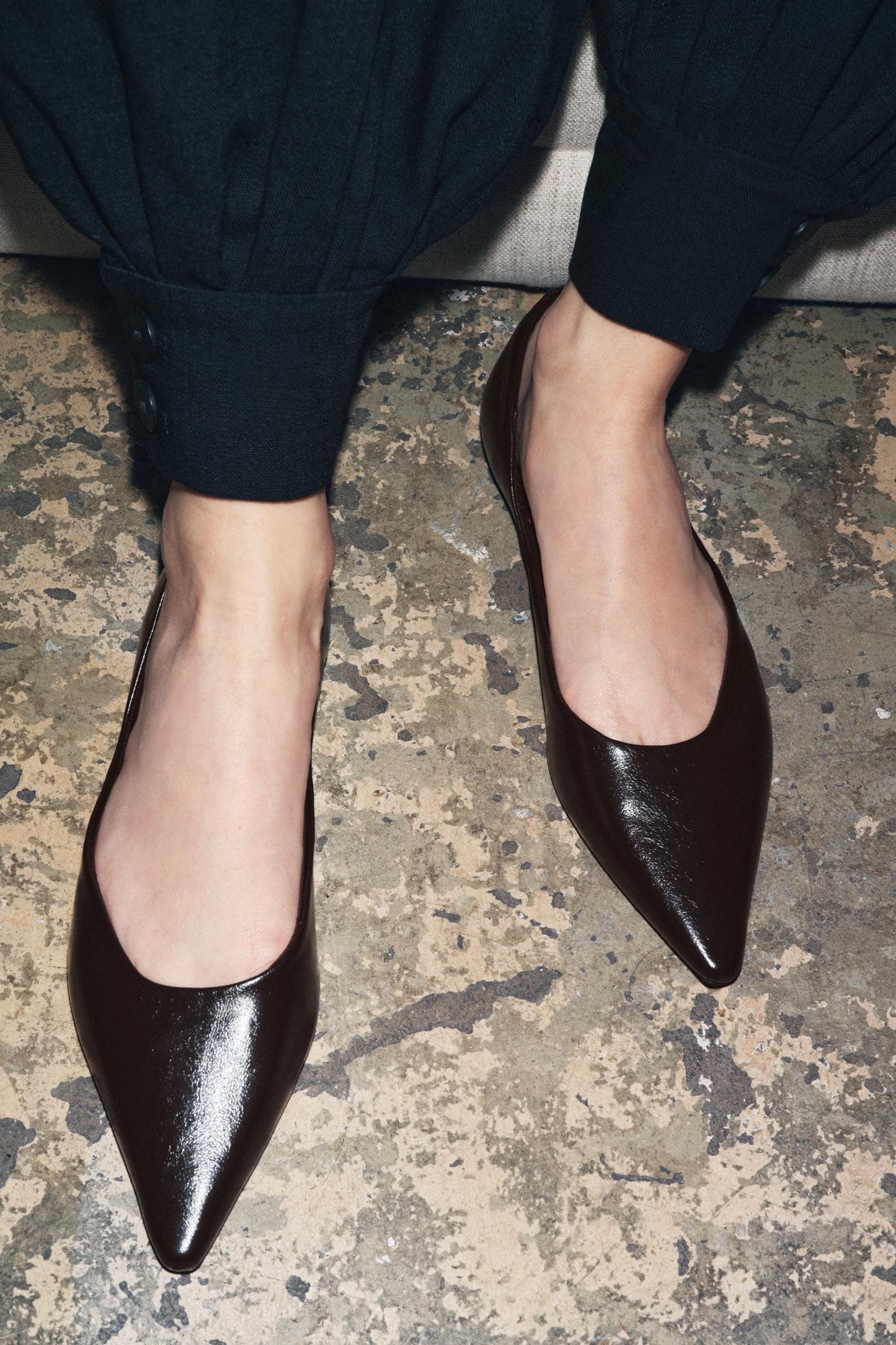 POINTED TOE FLATS