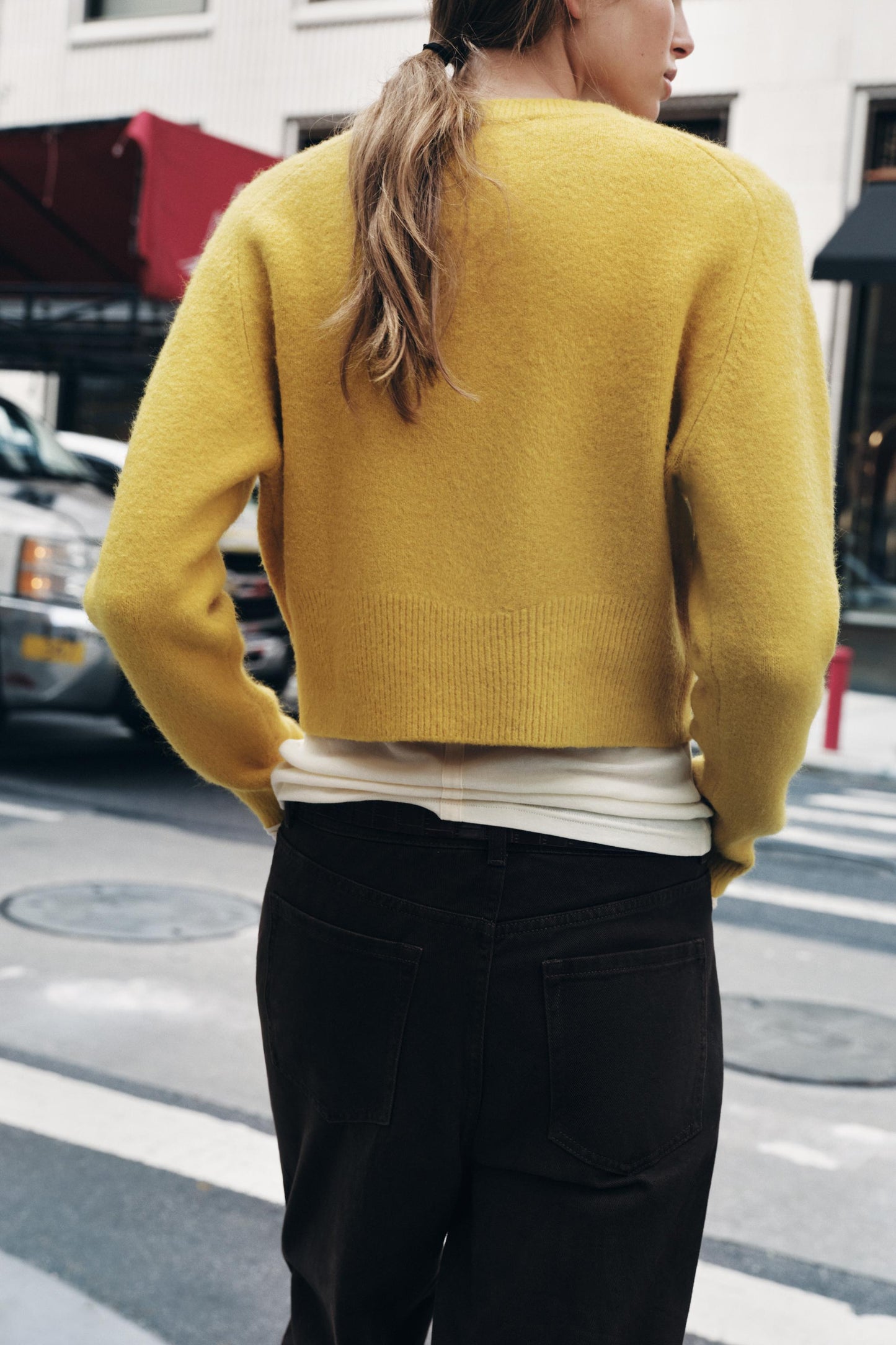 SOFT KNIT BASIC SWEATER