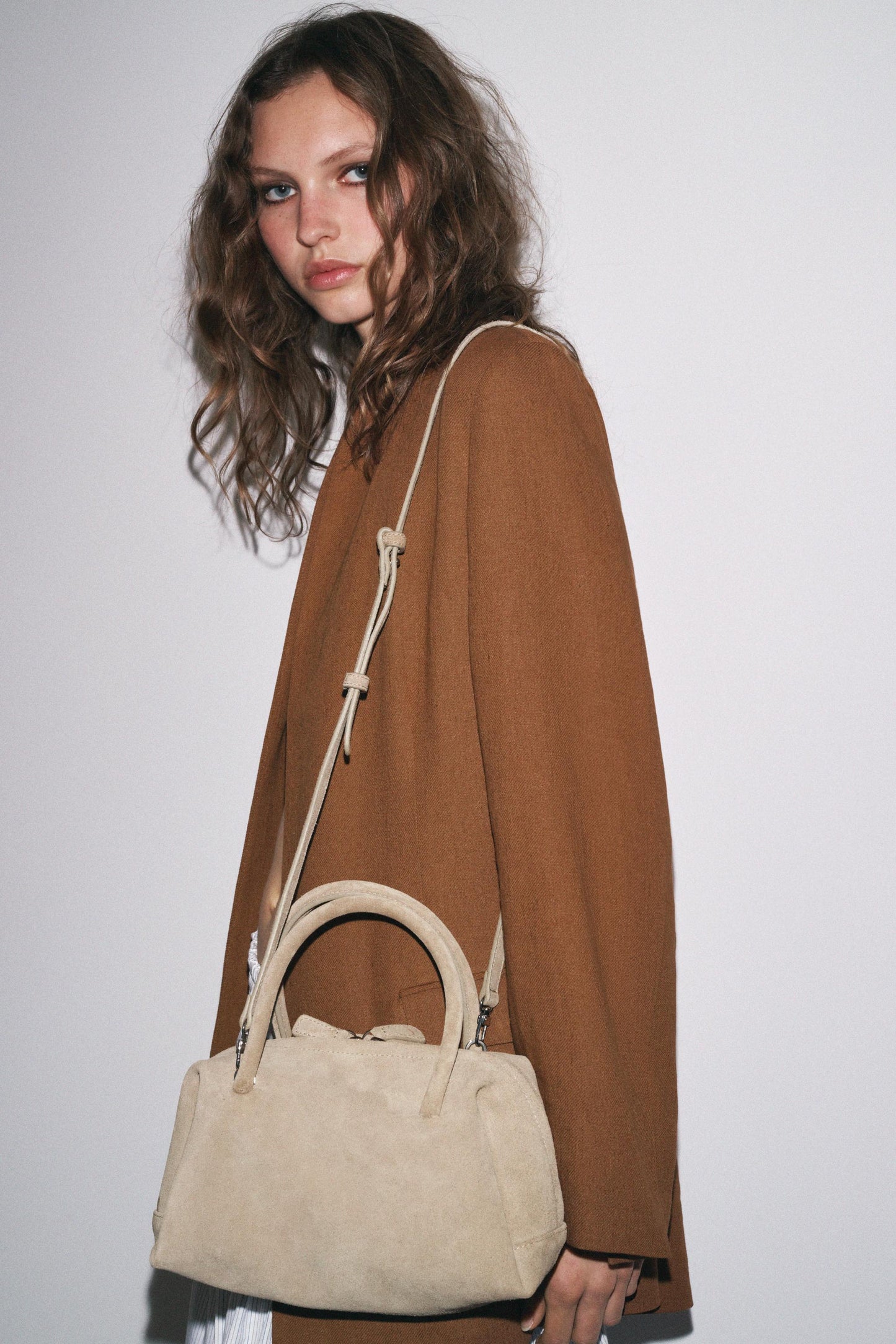 SPLIT LEATHER BOWLING BAG