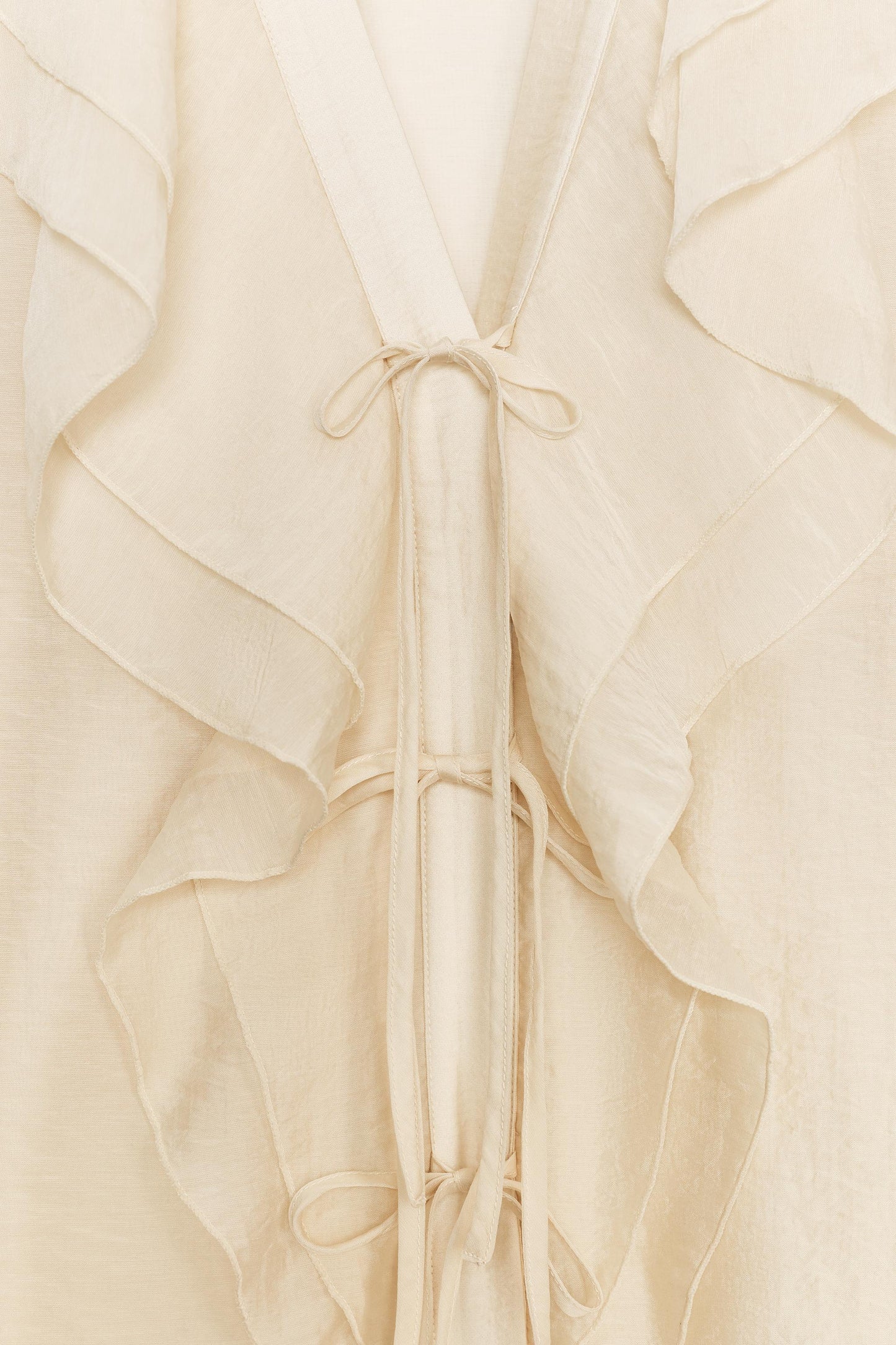 RUFFLED TIE BLOUSE
