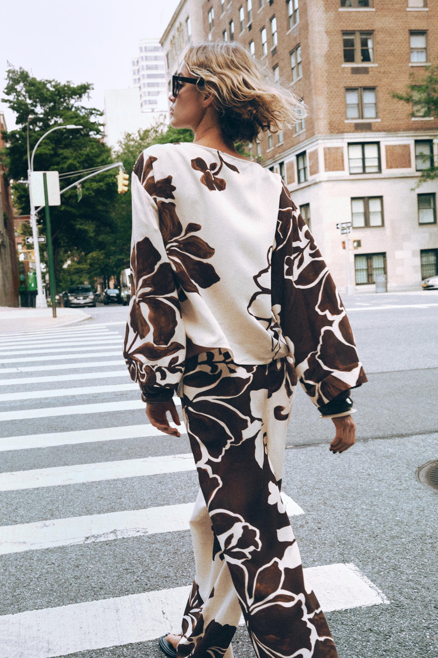 FLORAL PRINT WRAP PANTS