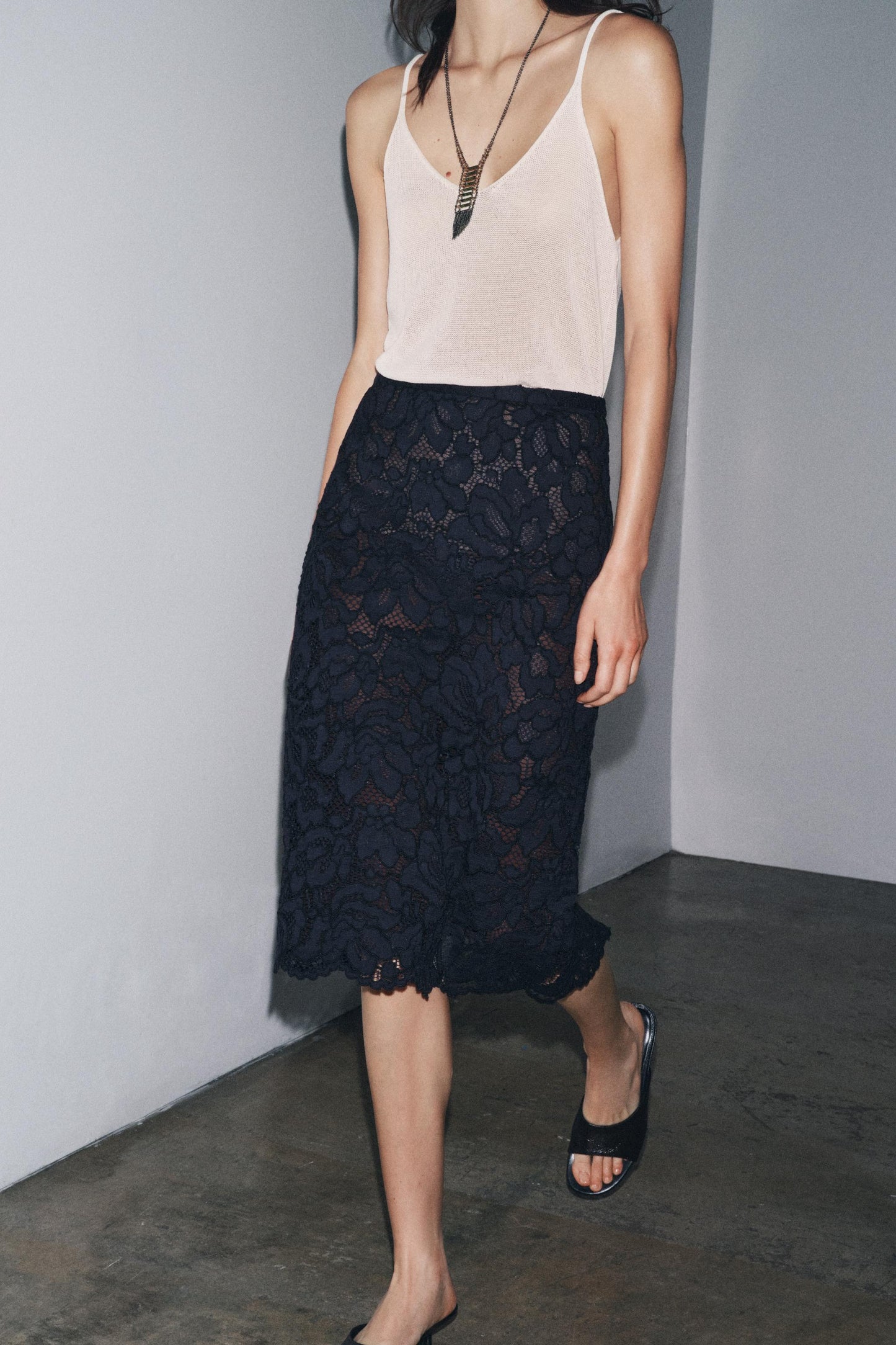 ZW COLLECTION LACE MIDI SKIRT