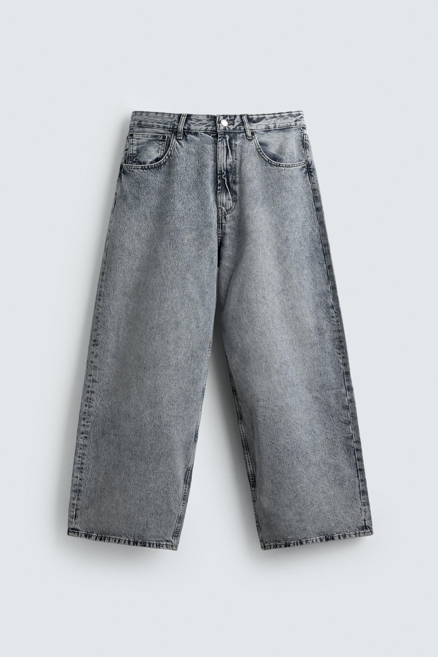 WIDE BAGGY FIT JEANS