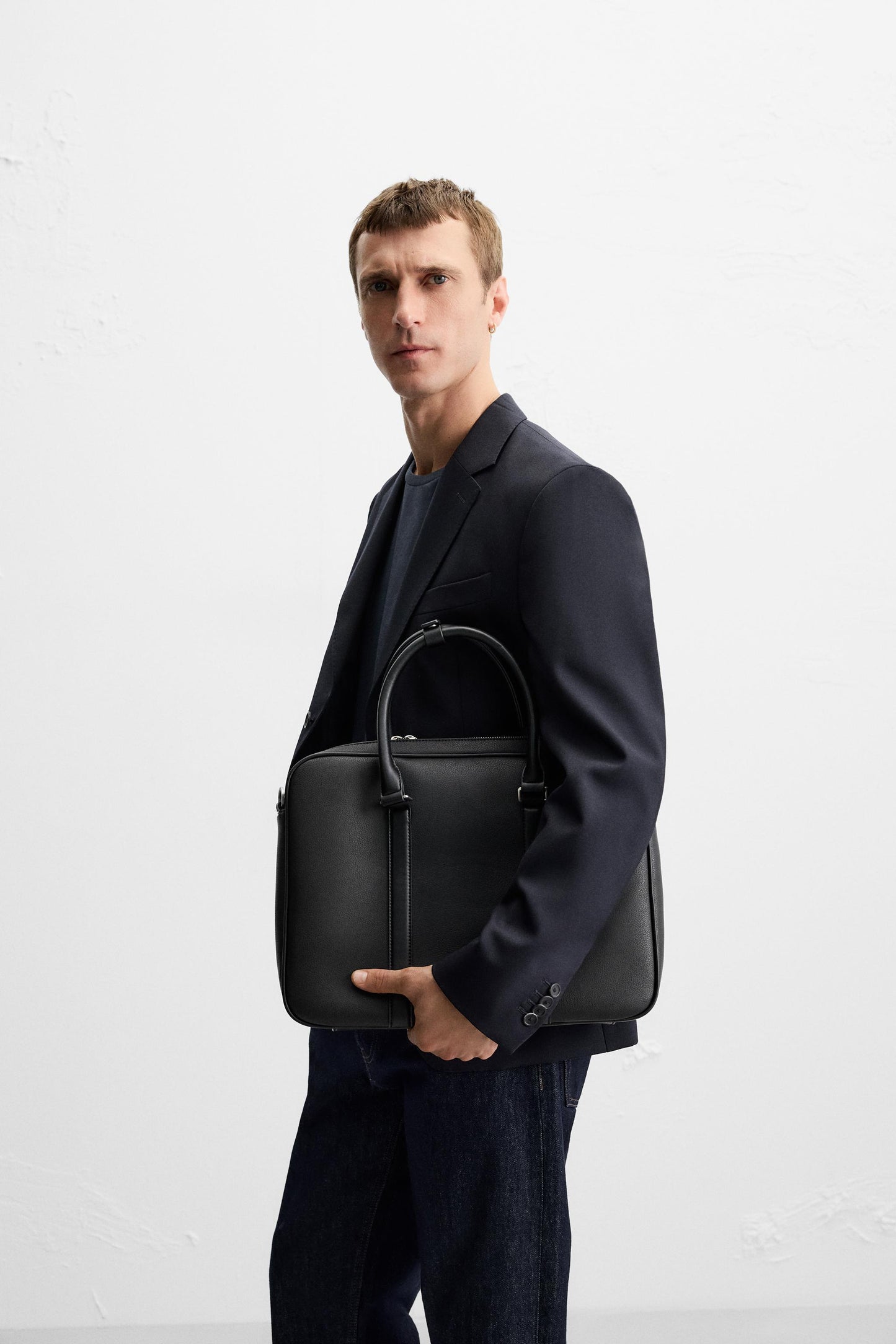 TEXTURE BRIEFCASE