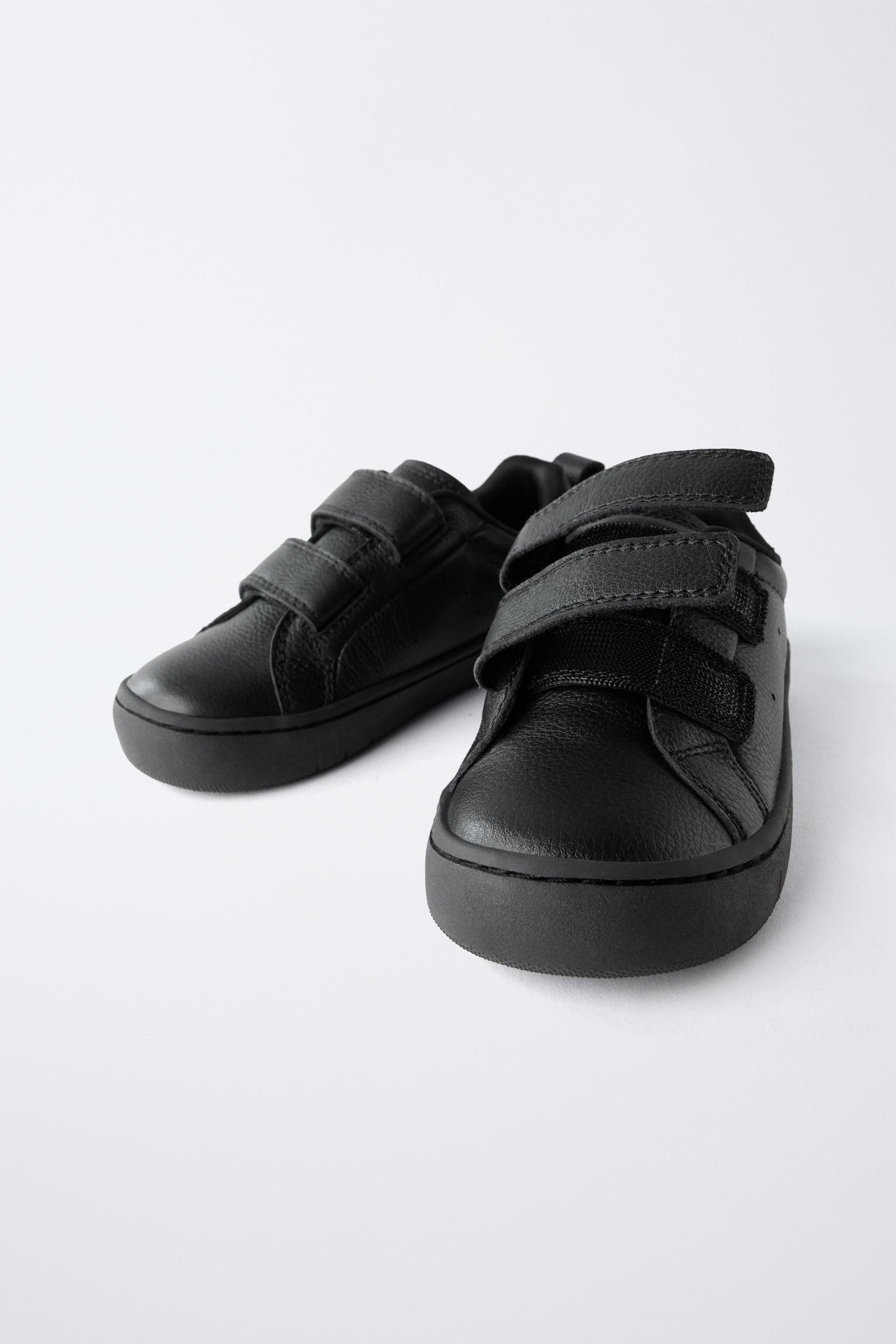 BAREFOOT LEATHER SNEAKERS