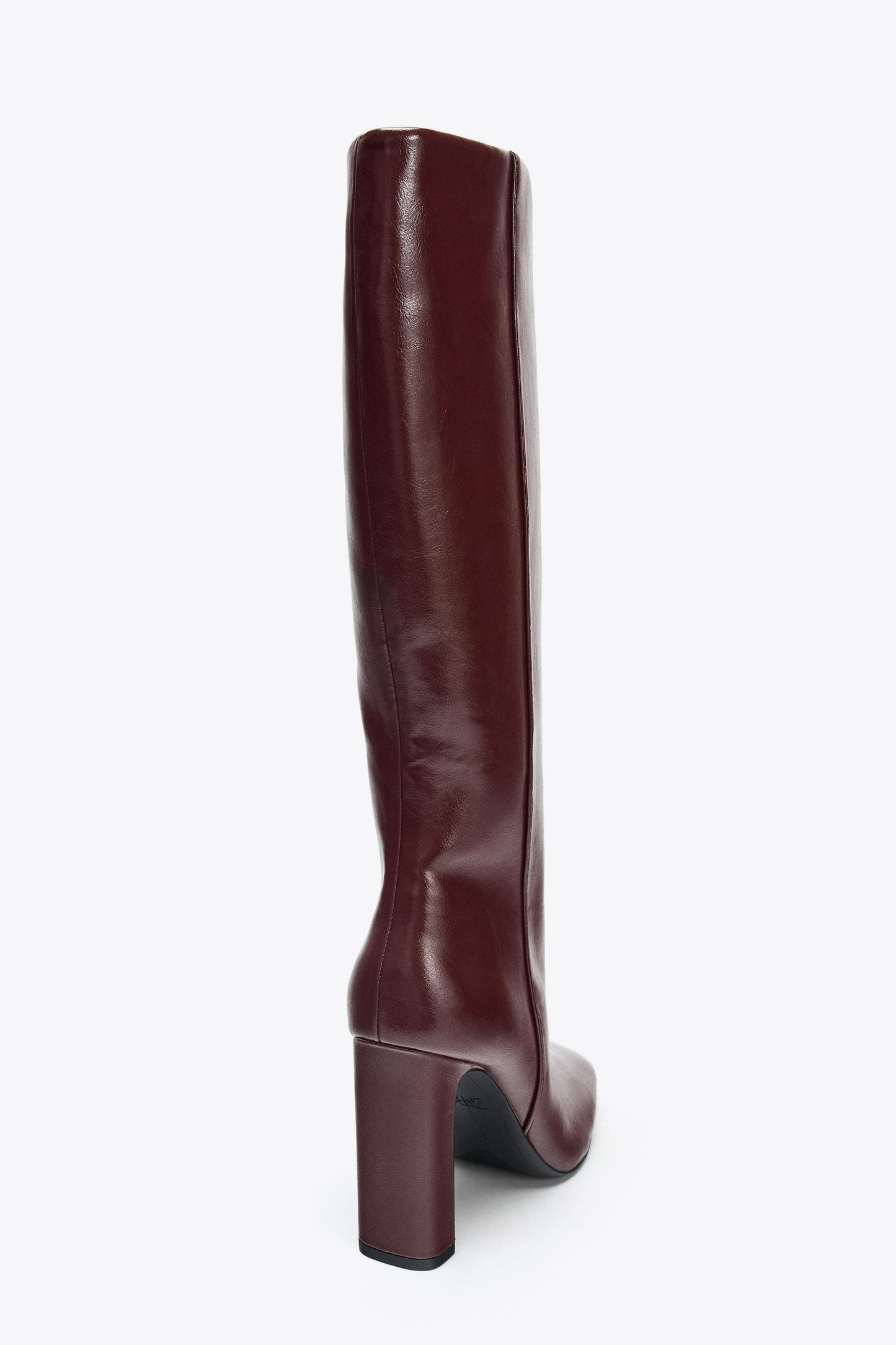 WIDE HEELED BOOTS