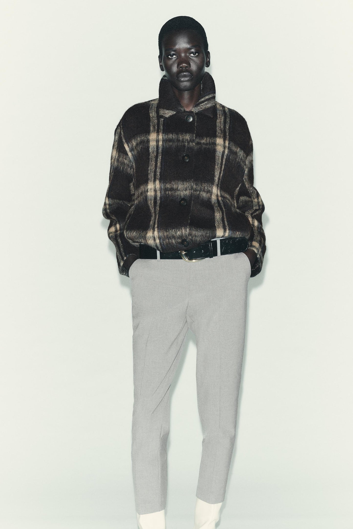 BELTED SLIM PANTS