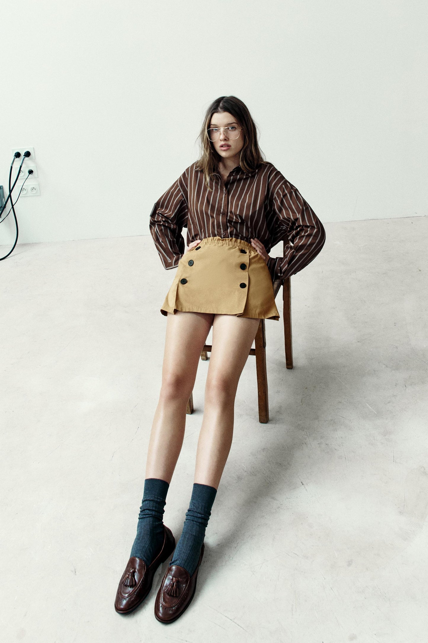 BUTTON SKORT