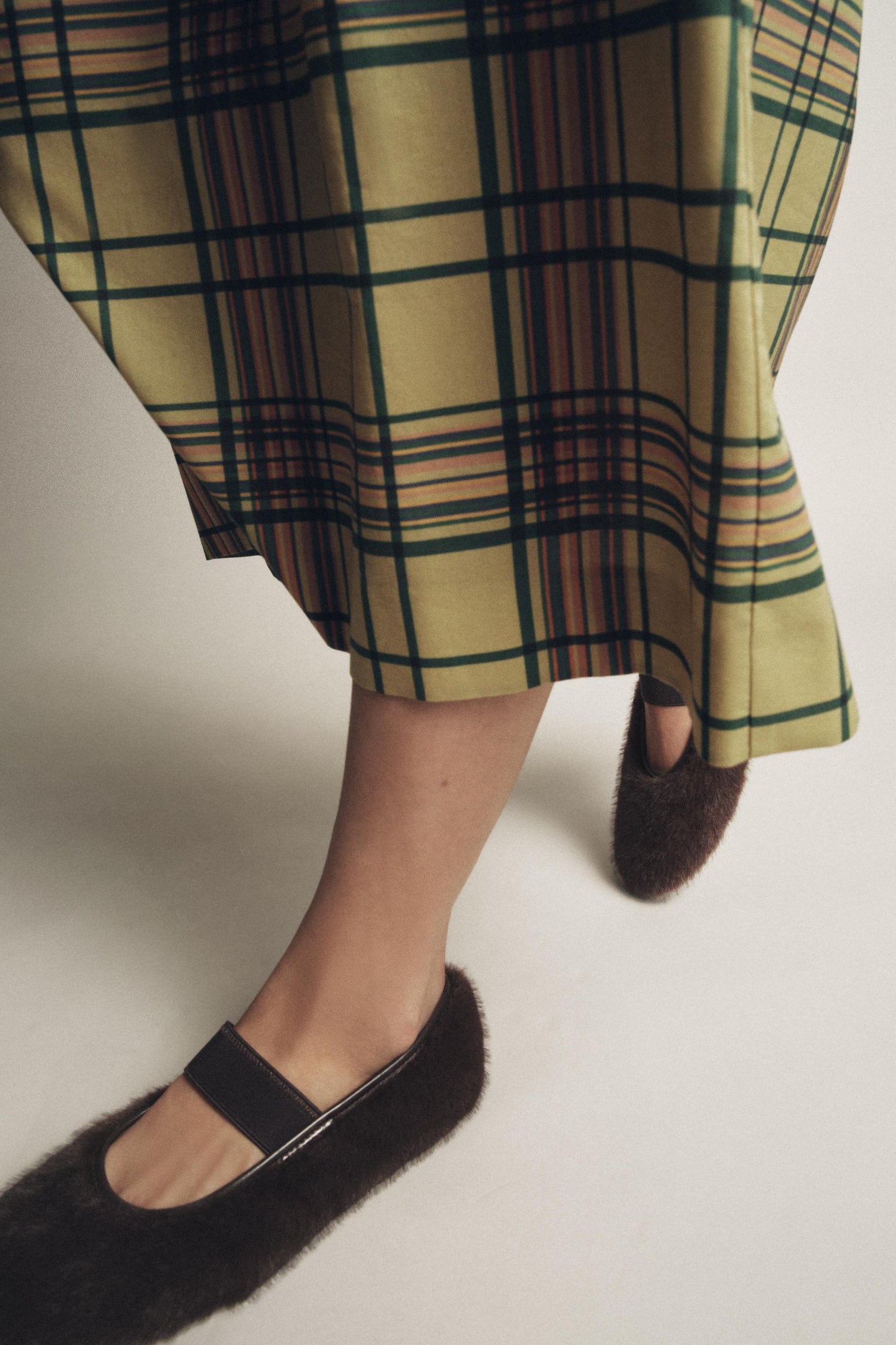 FAUX FUR BALLET FLATS