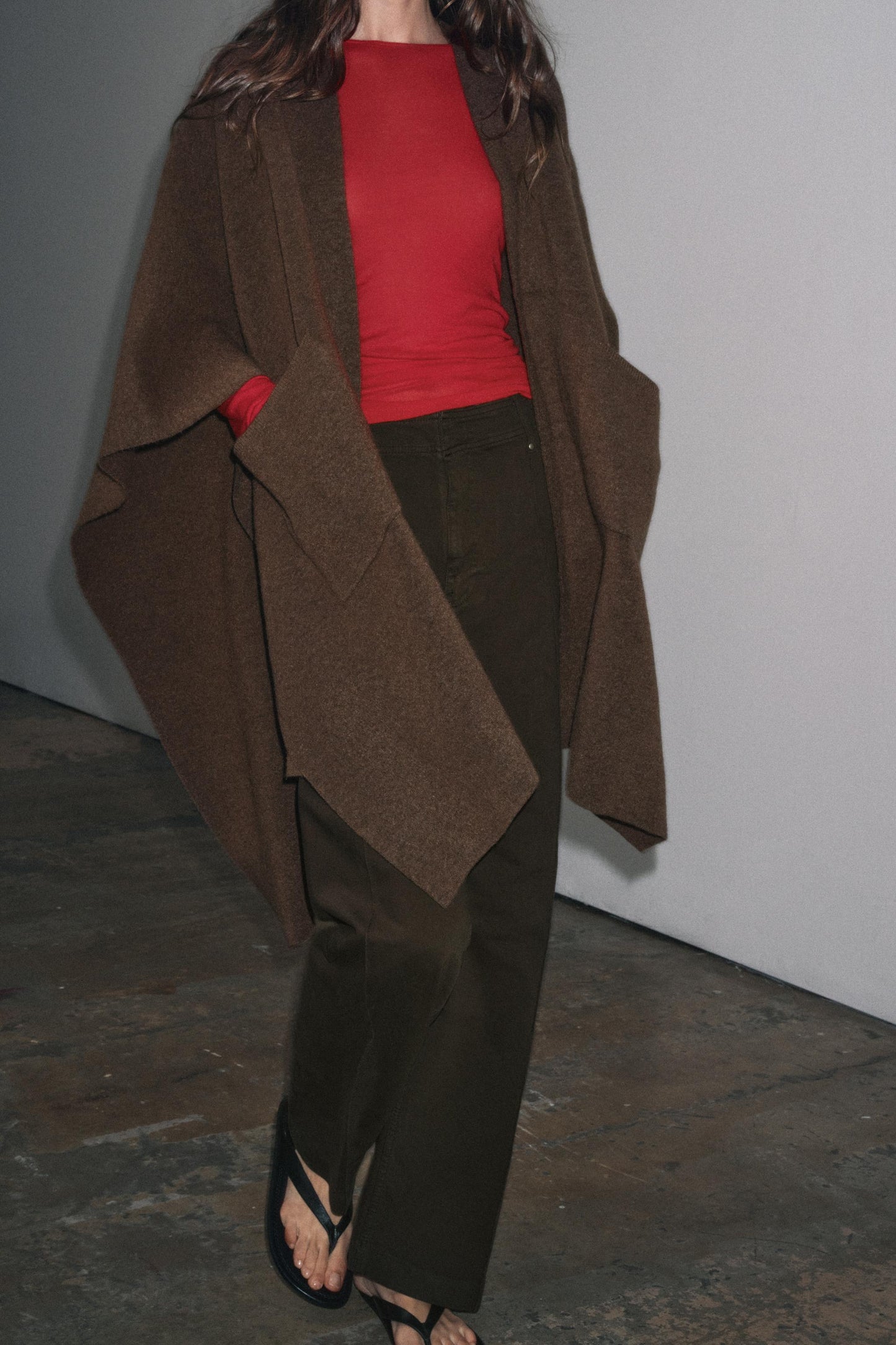 LONG KNIT CAPE