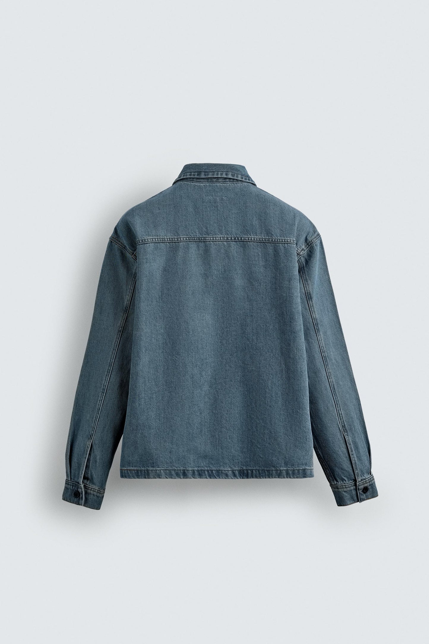 BOXY FIT DENIM SHIRT