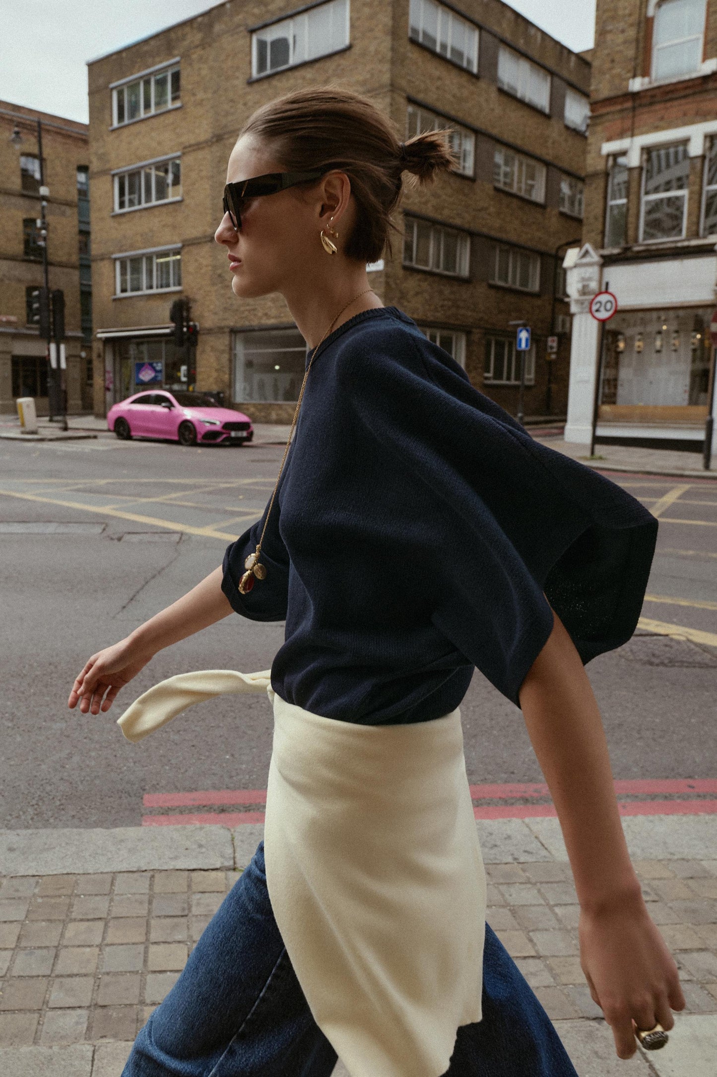 BASIC KNIT SWEATER