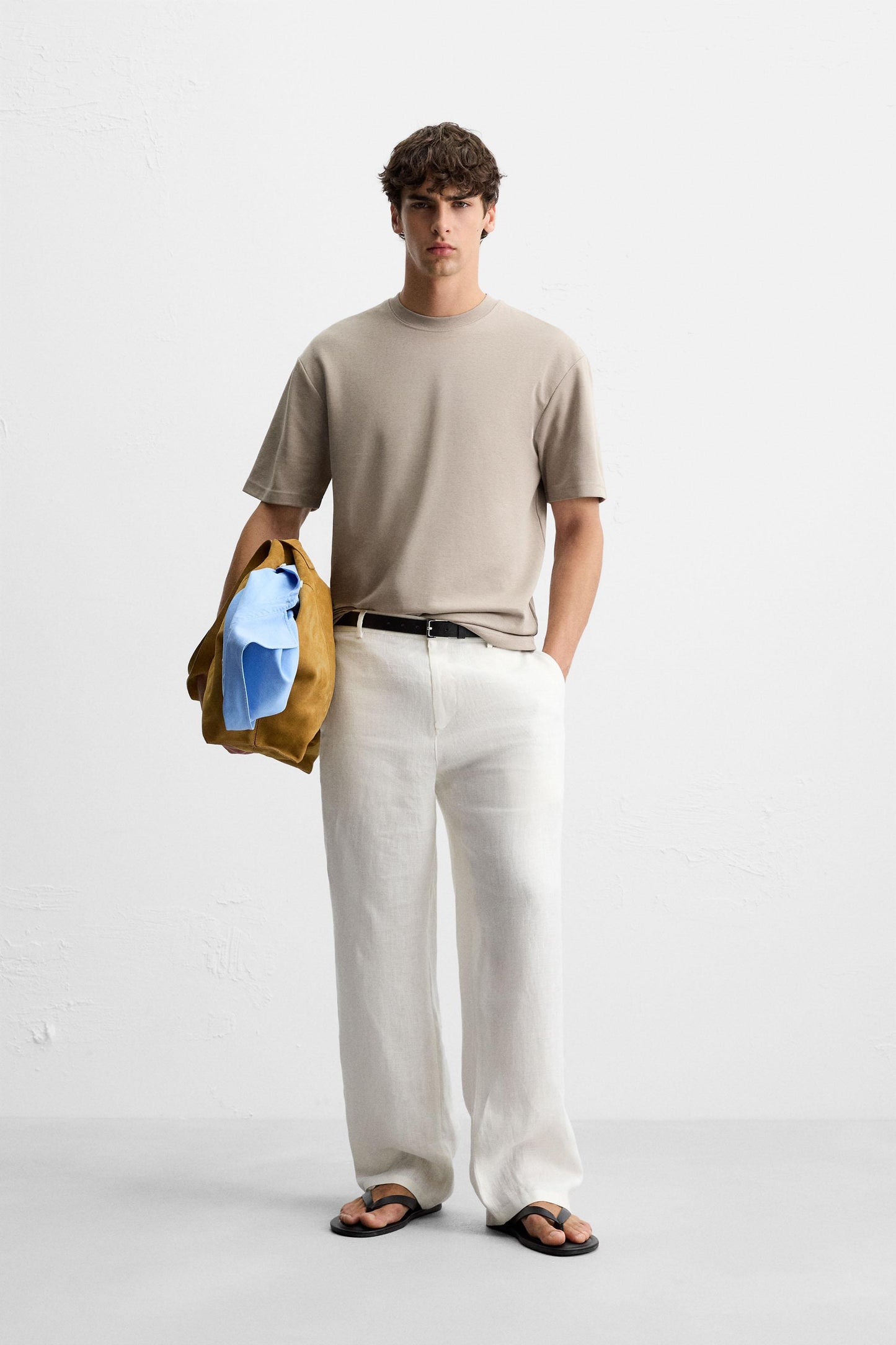 BASIC REGULAR FIT T-SHIRT