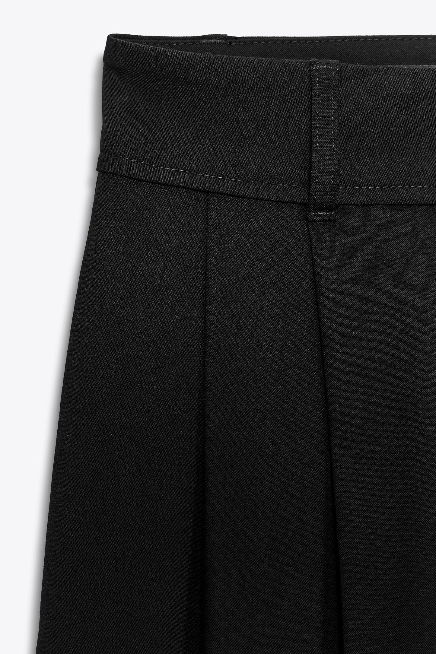 FLAP PLEATED PANTS