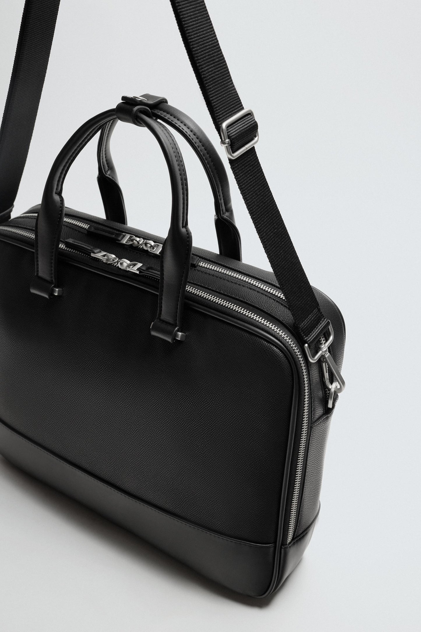TEXTURE BRIEFCASE
