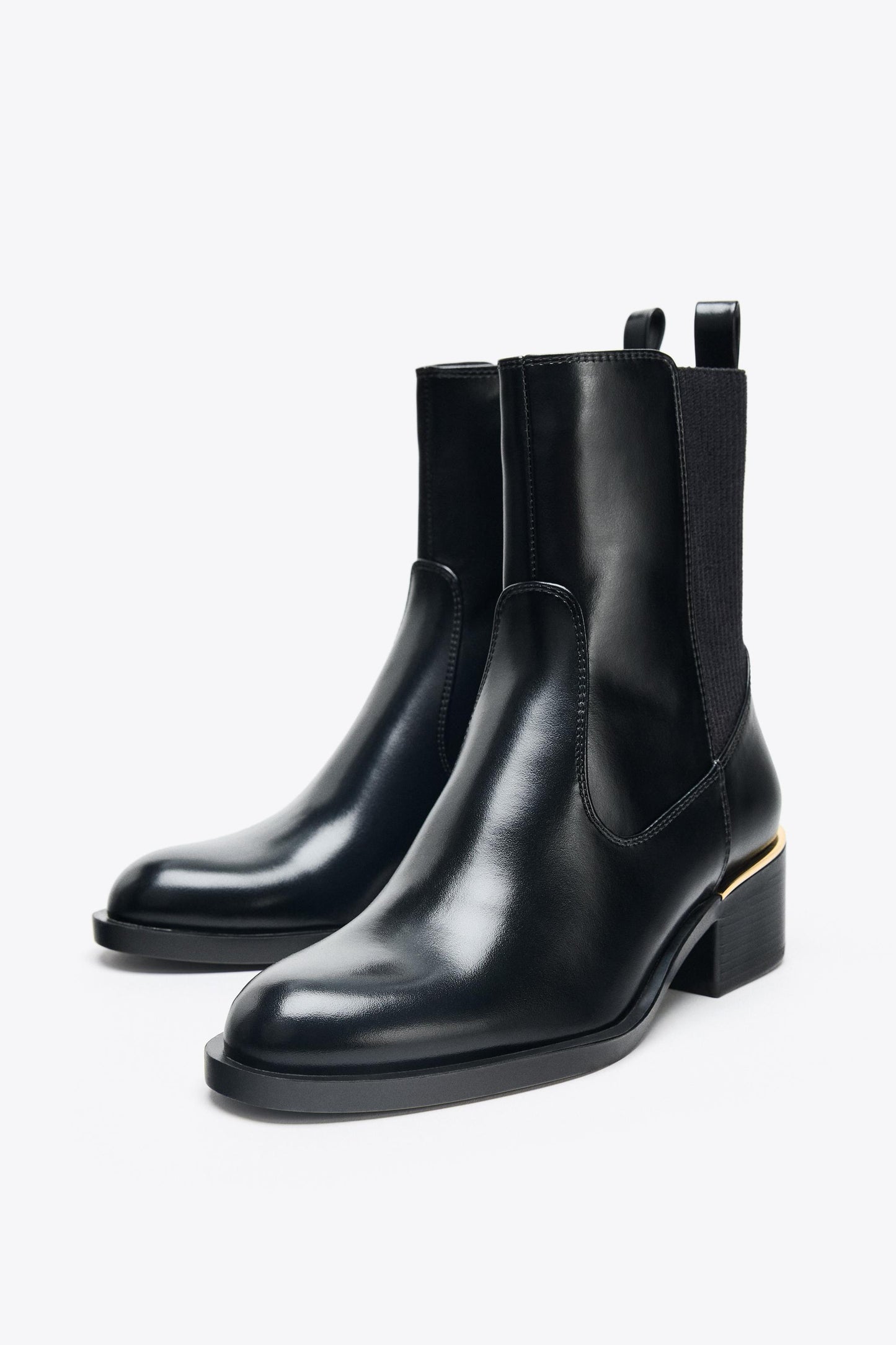 HEELED ANKLE BOOTS