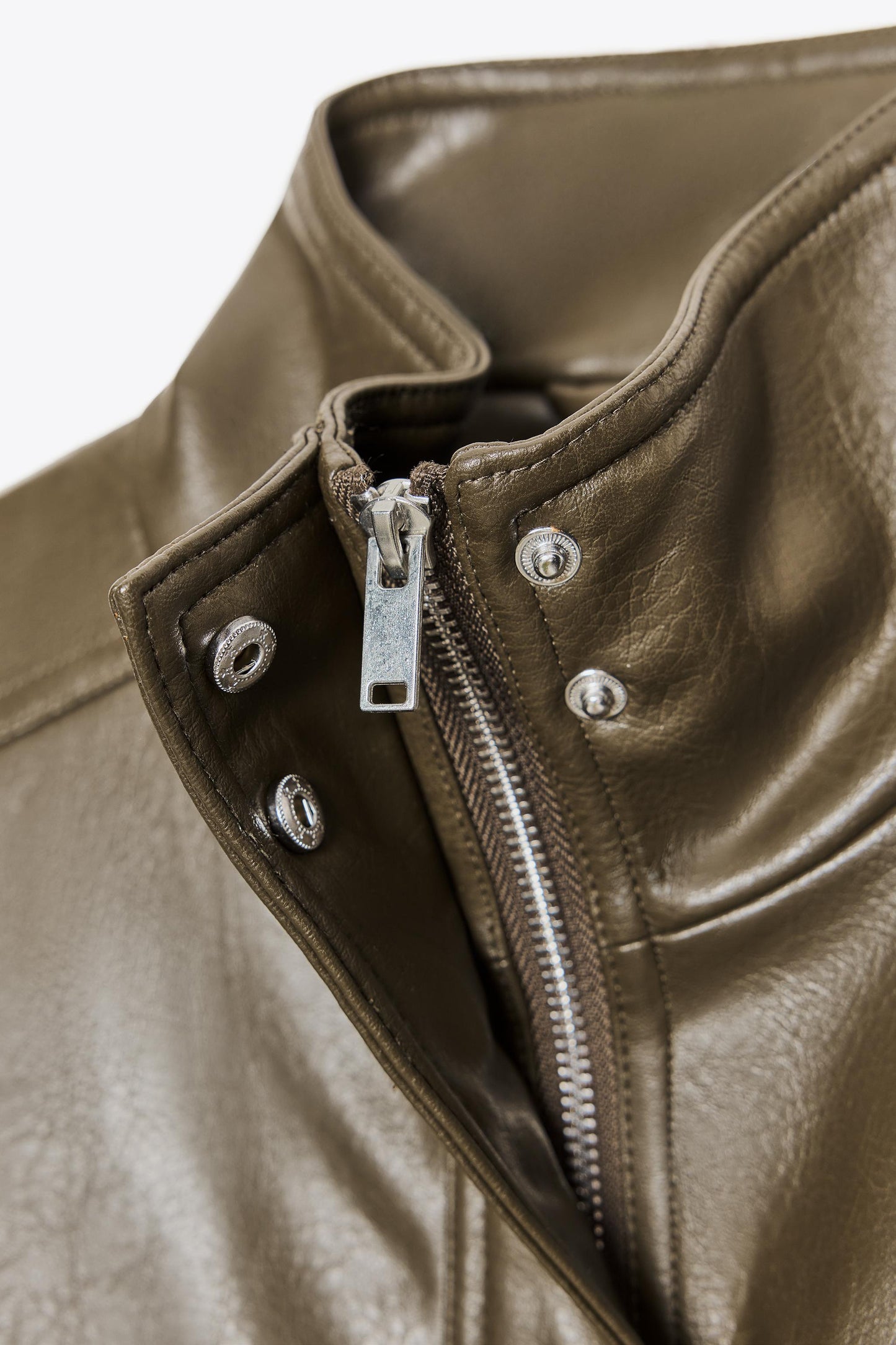 FAUX LEATHER CROPPED JACKET