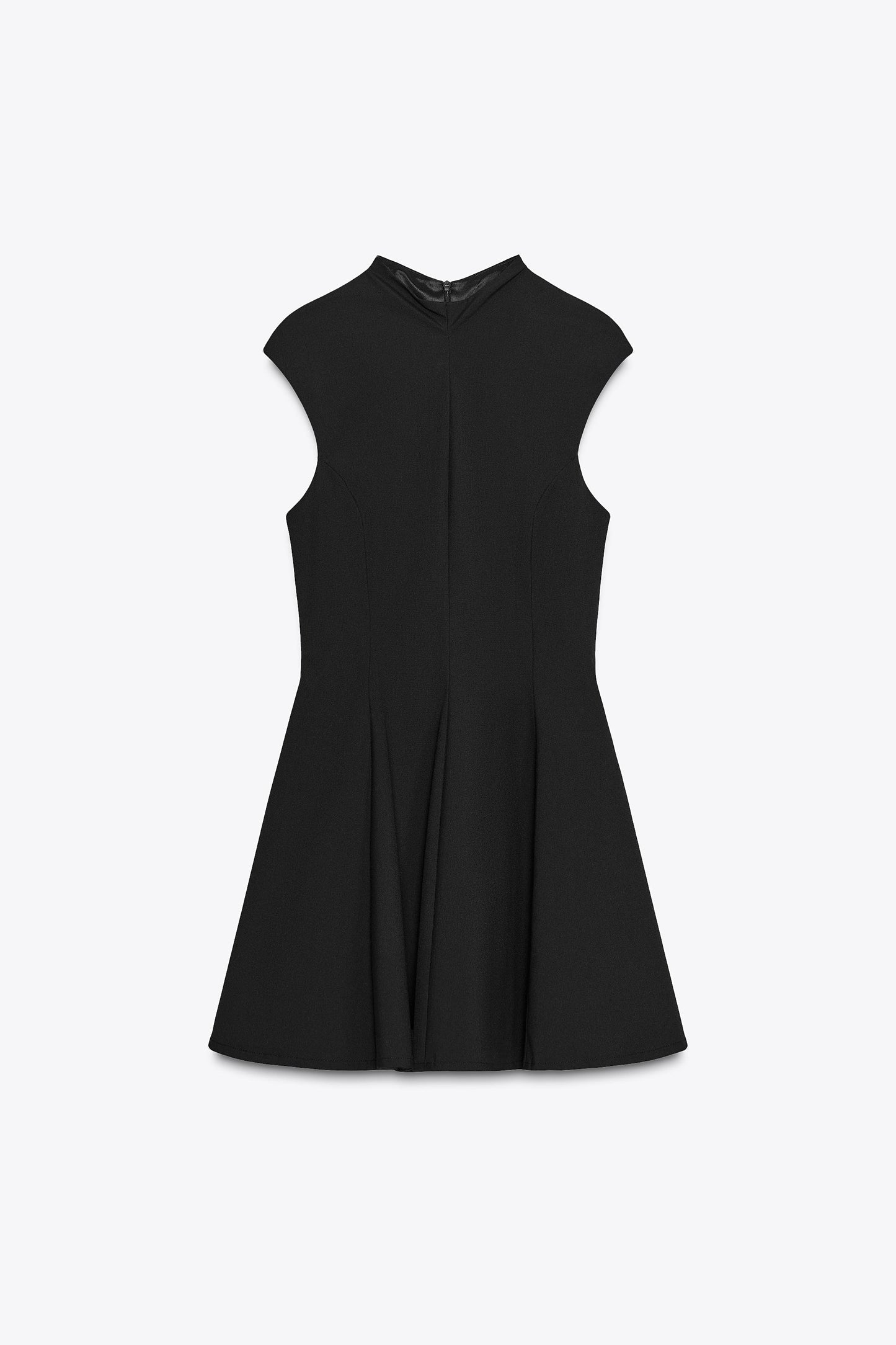 VOLUMINOUS SHORT DRESS