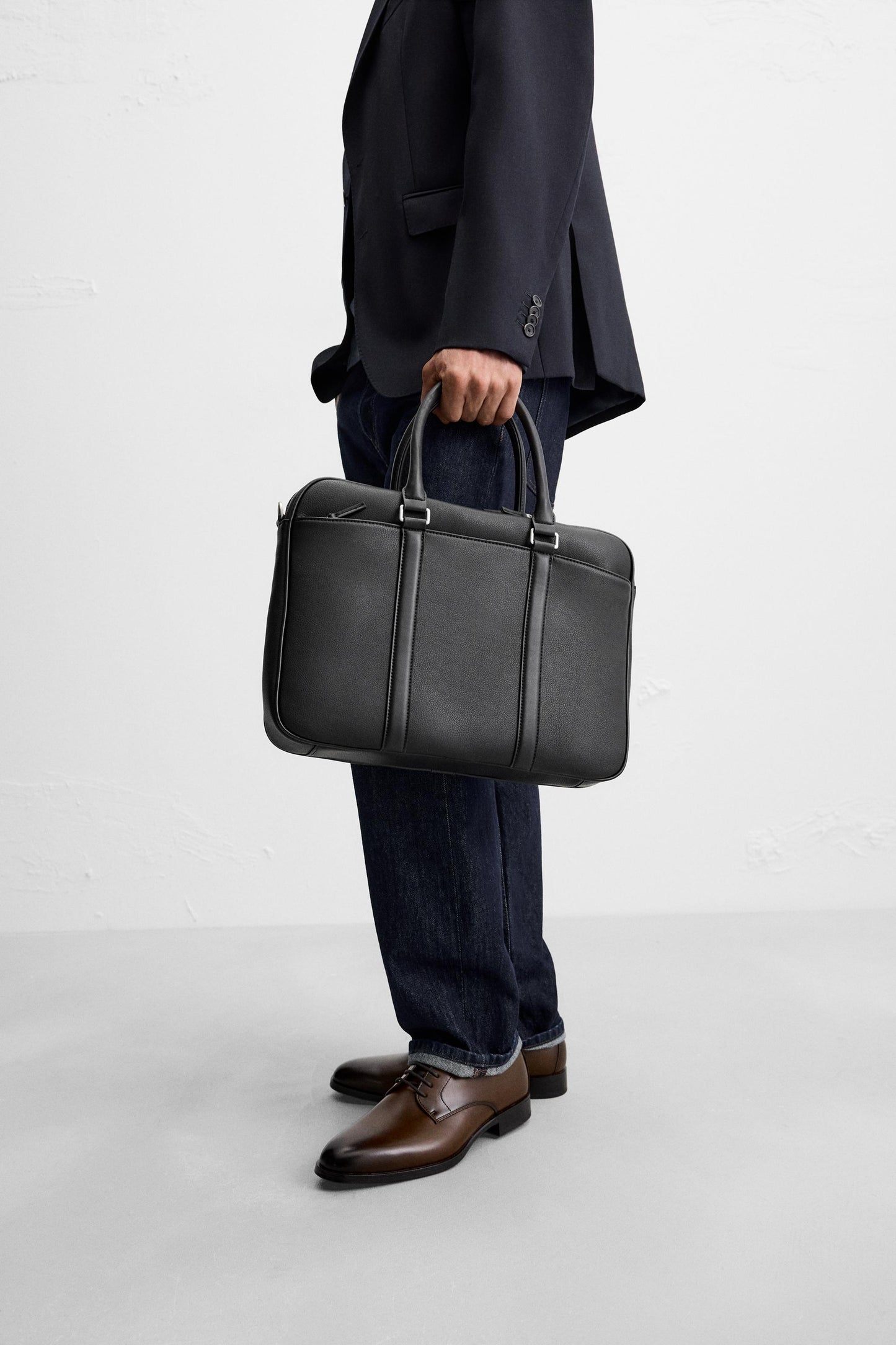 TEXTURE BRIEFCASE