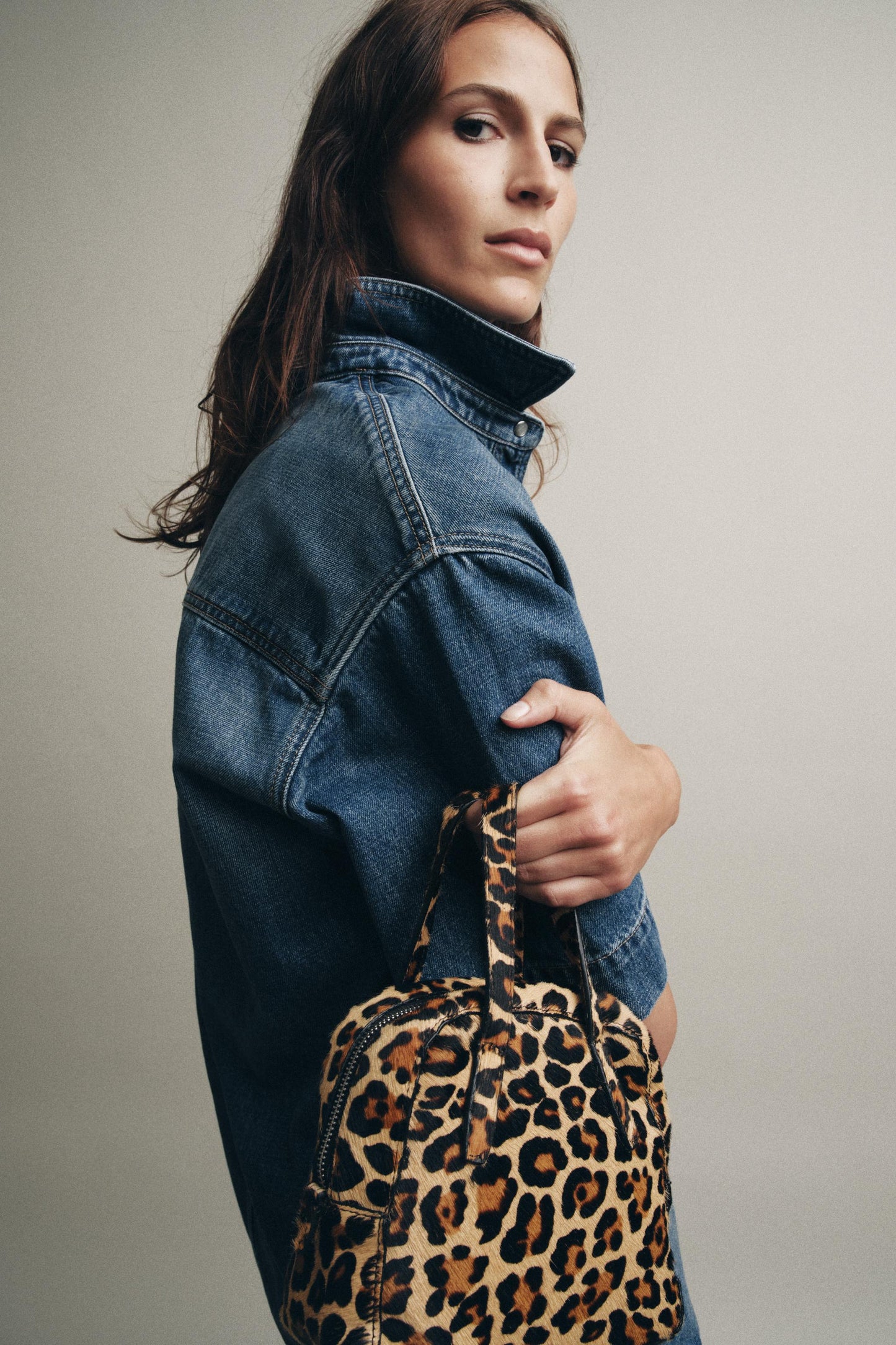 ANIMAL PRINT FUR MINI BOWLING BAG