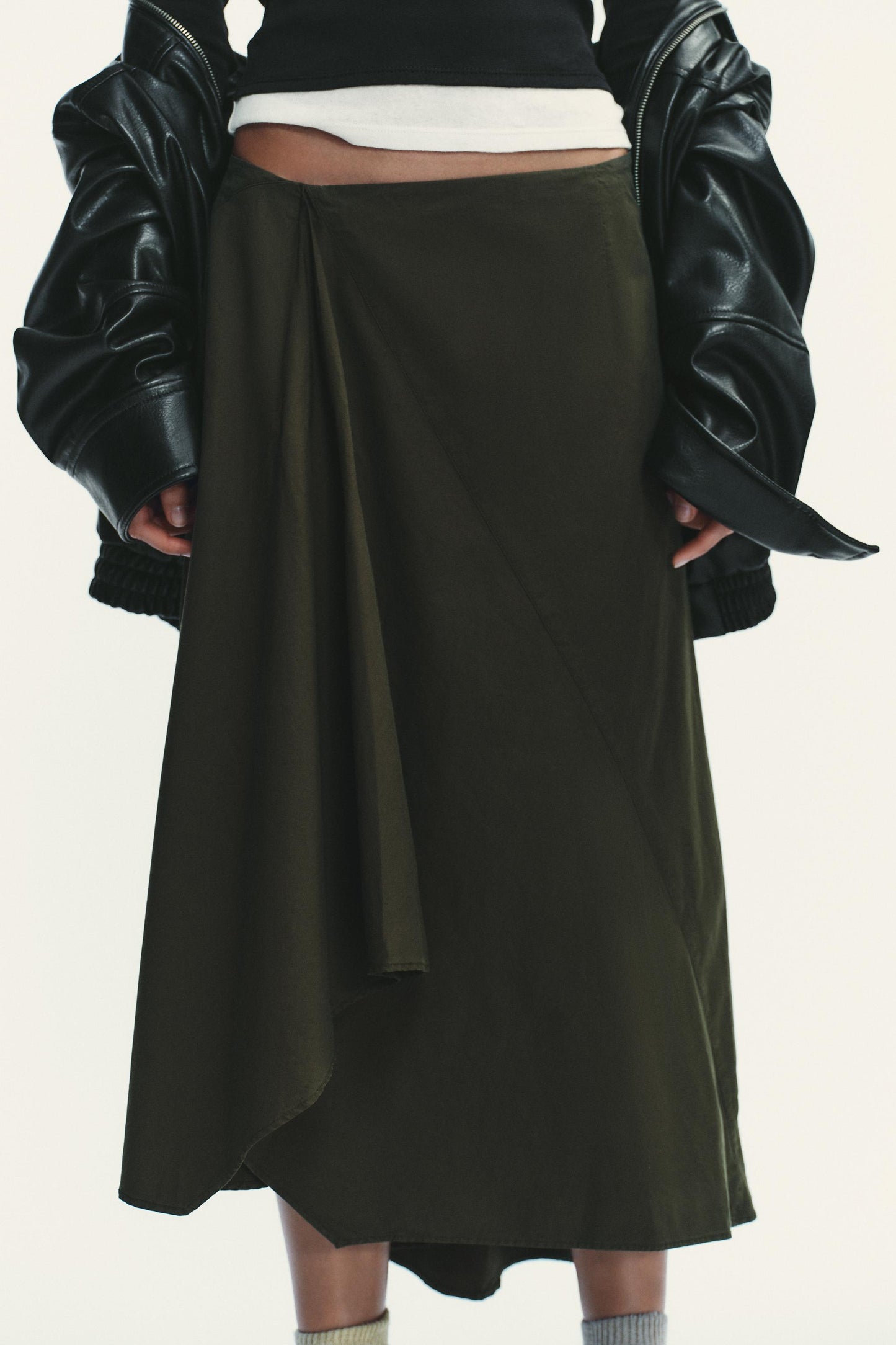 ASYMMETRIC SKIRT