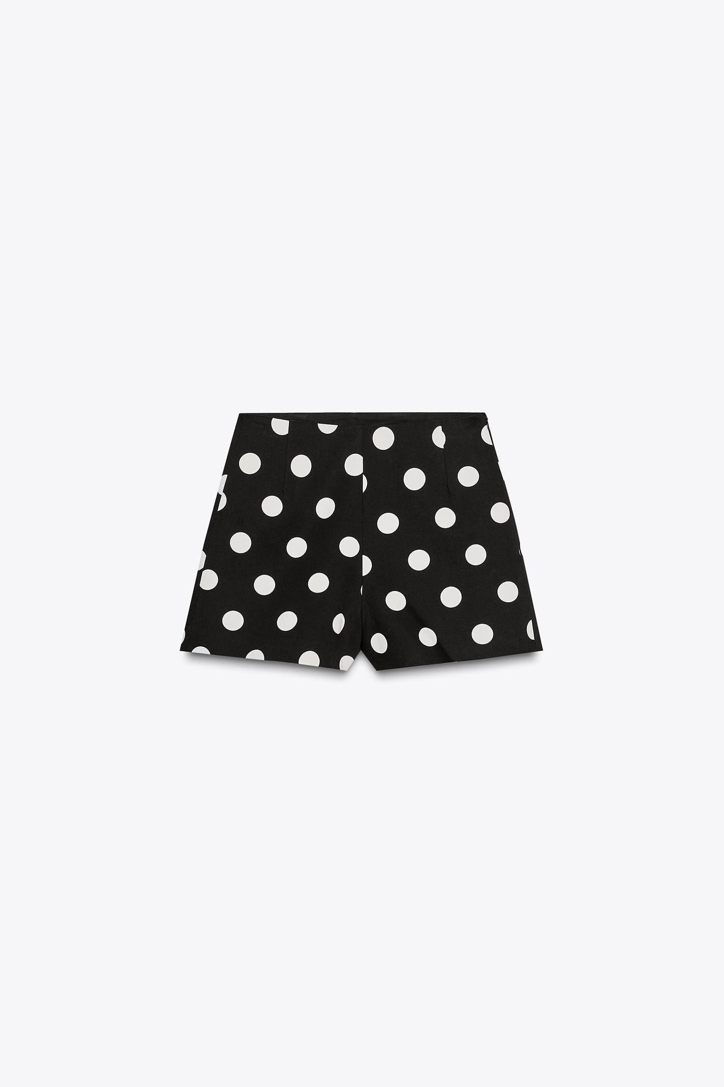HIGH-WAISTED SHORTS