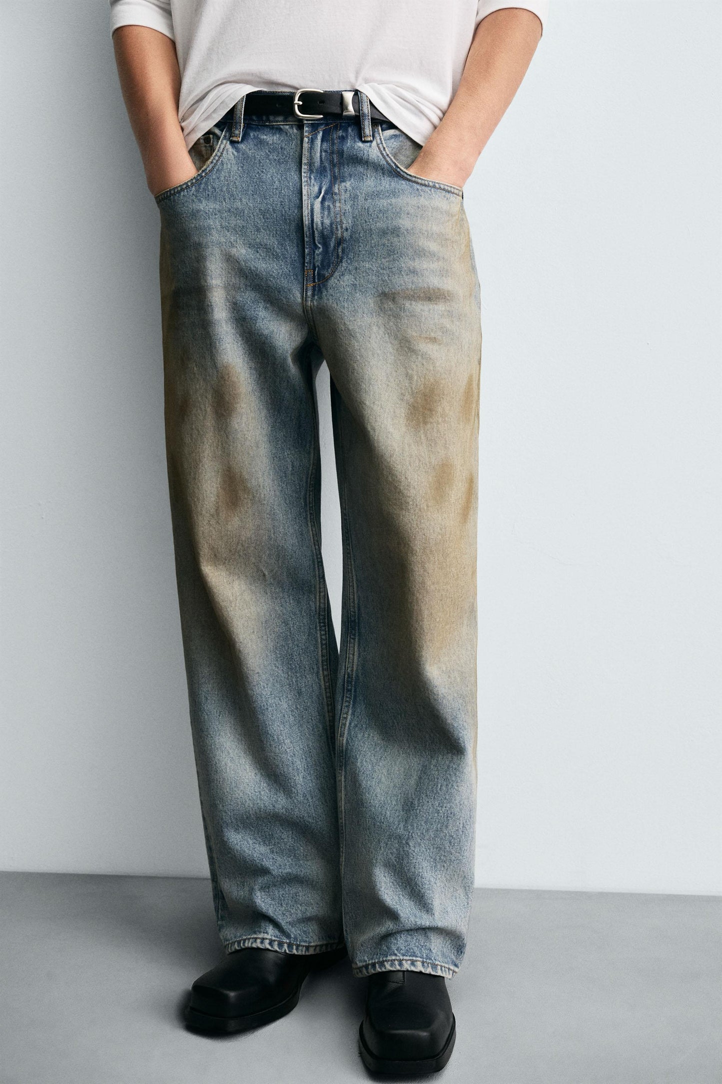 VINTAGE EFFECT BAGGY FIT JEANS