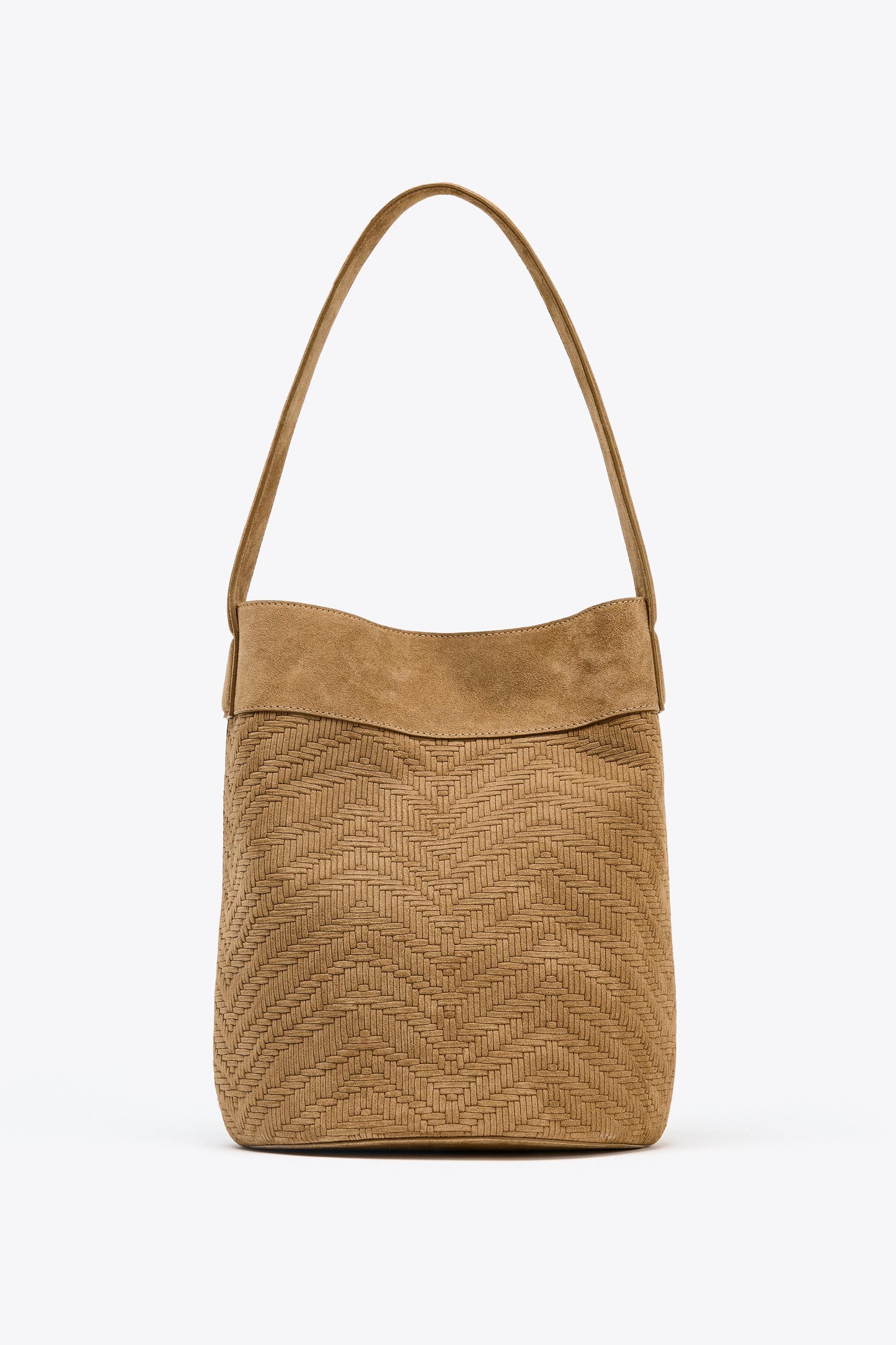 LEATHER BRAIDED MAXI BUCKET BAG