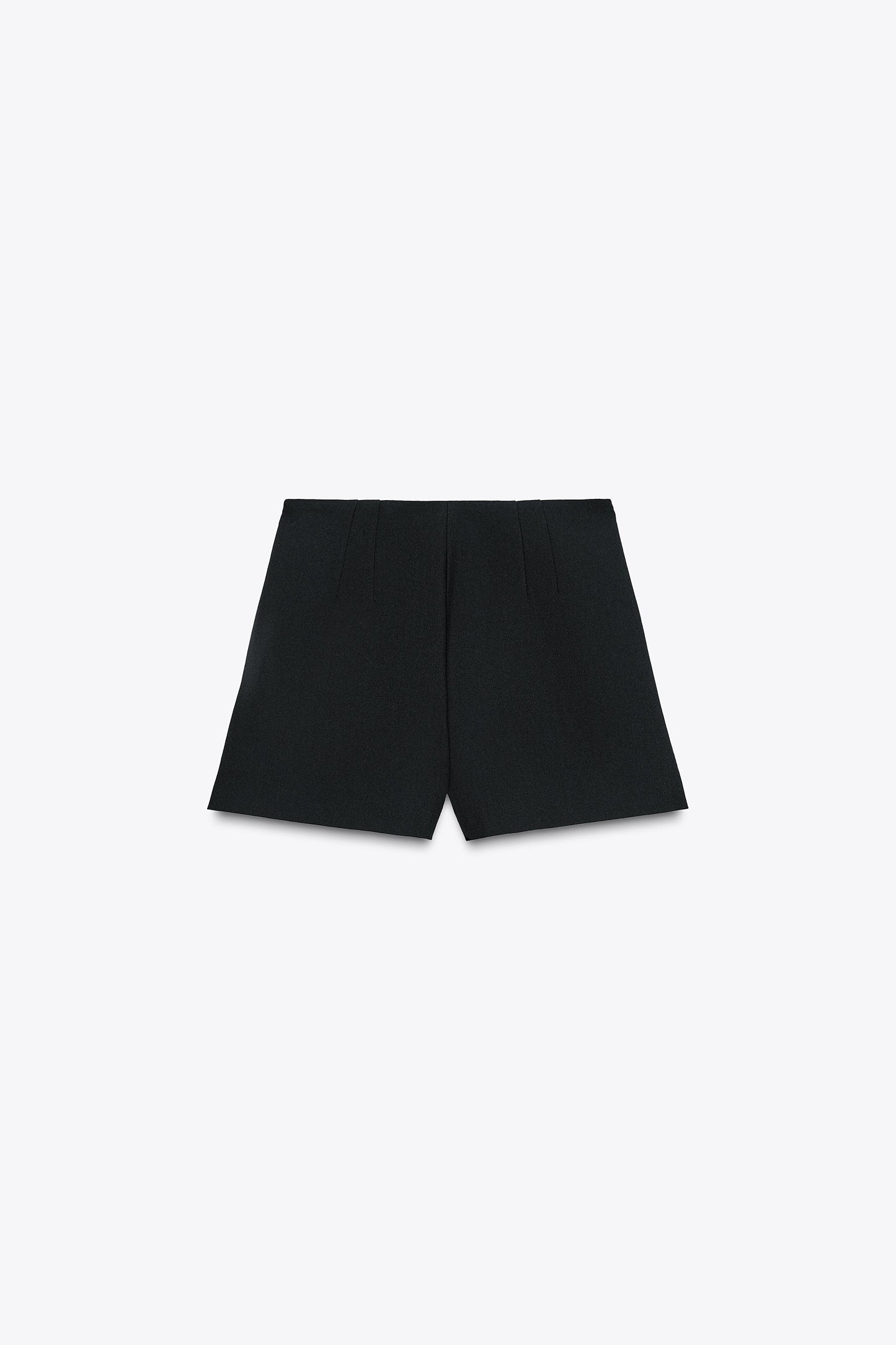 HIGH-WAISTED SHORTS