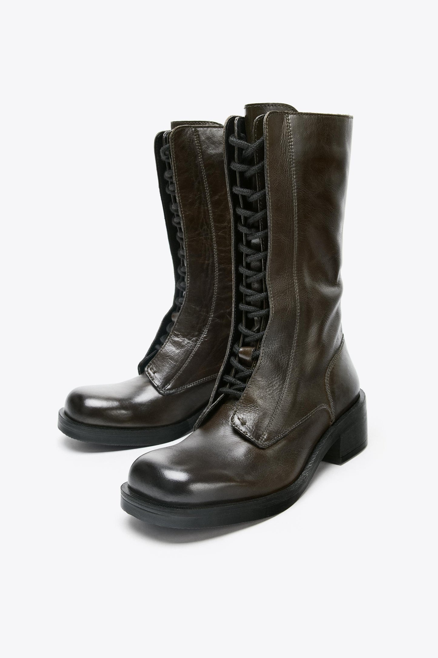 LACED LEATHER ANKLE BOOTS