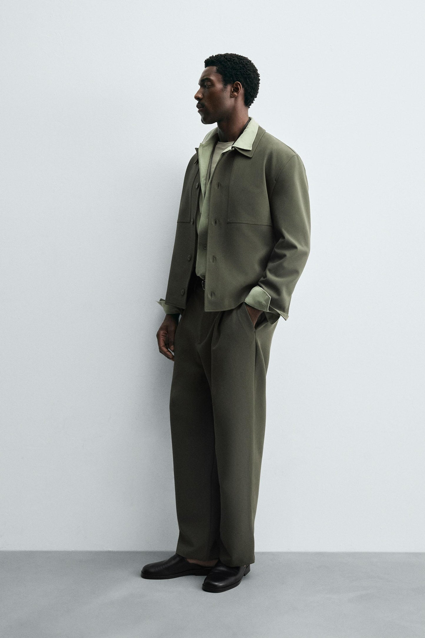 BOXY FIT OVERSHIRT