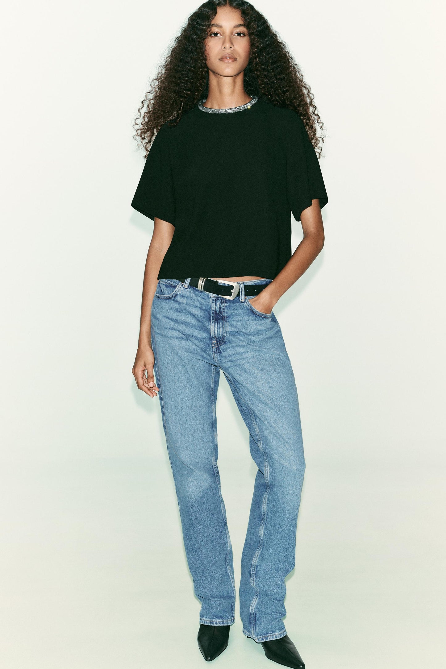 GLITTER NECK TOP