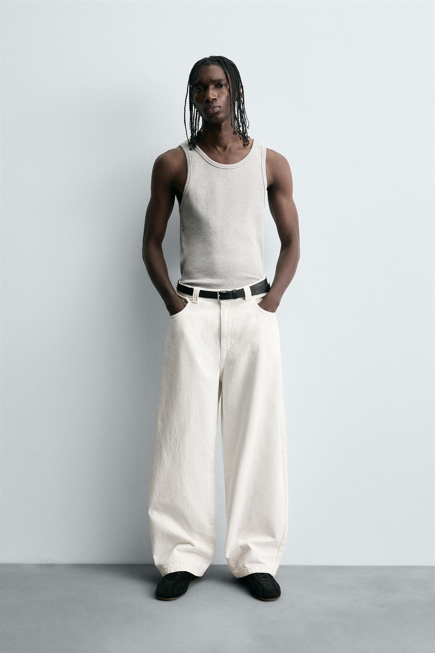 BALLOON FIT JEANS