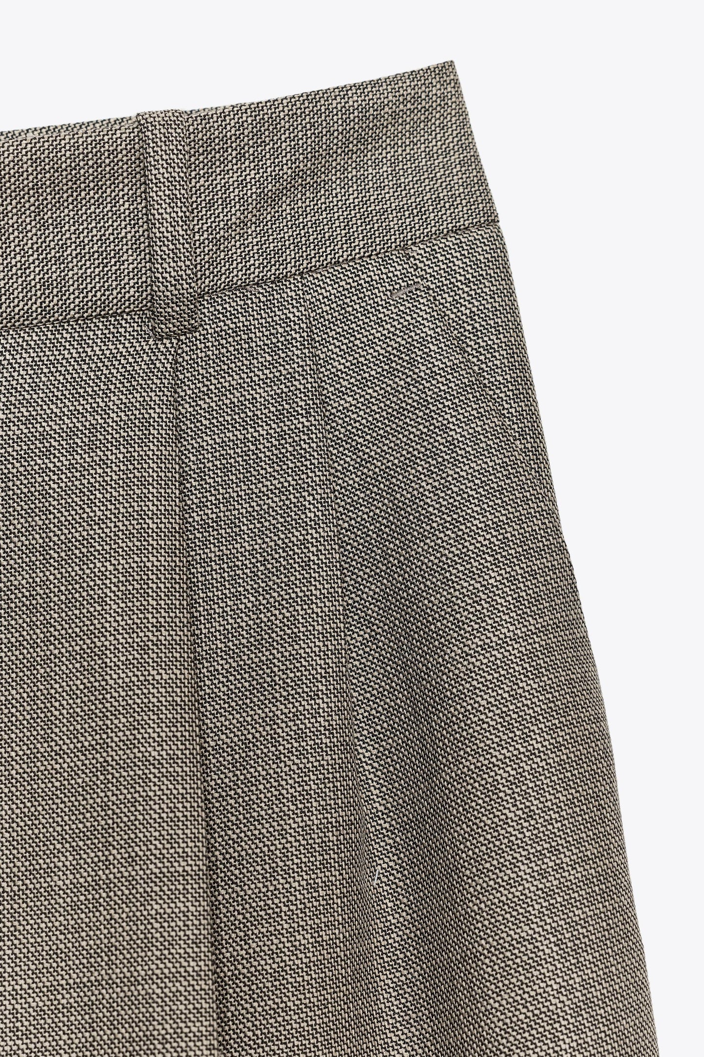 WIDE LEG PLEATED PANTS