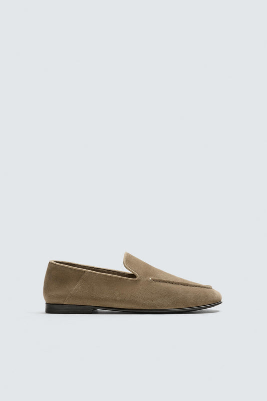 LEATHER LOAFERS