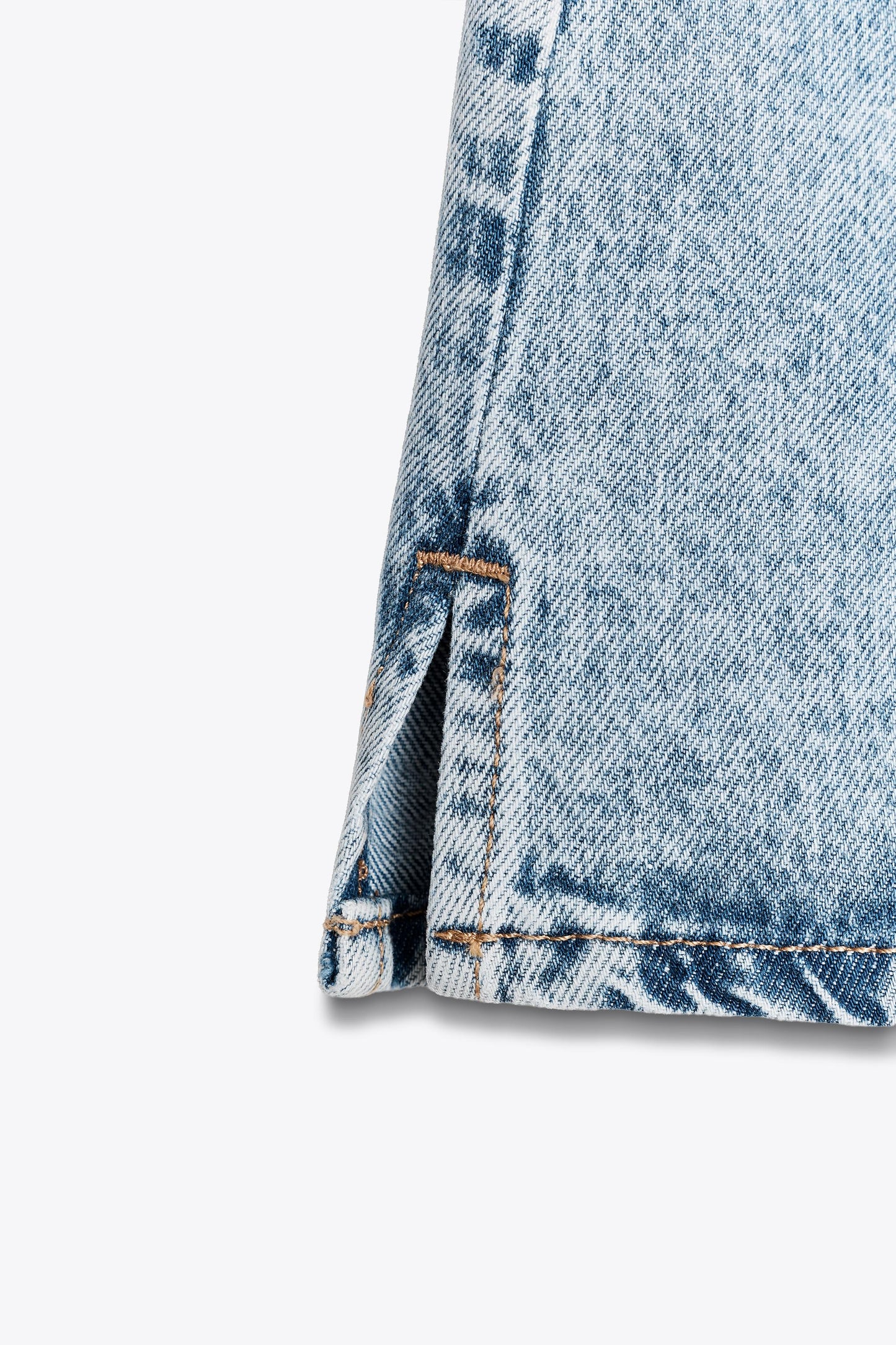 Z1975 HIGH-WAISTED CROSSOVER WAIST DENIM SHORTS